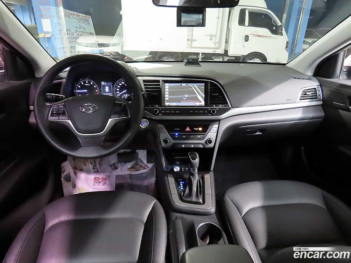 AVANTE Hyundai 2017.3-OUTER-005