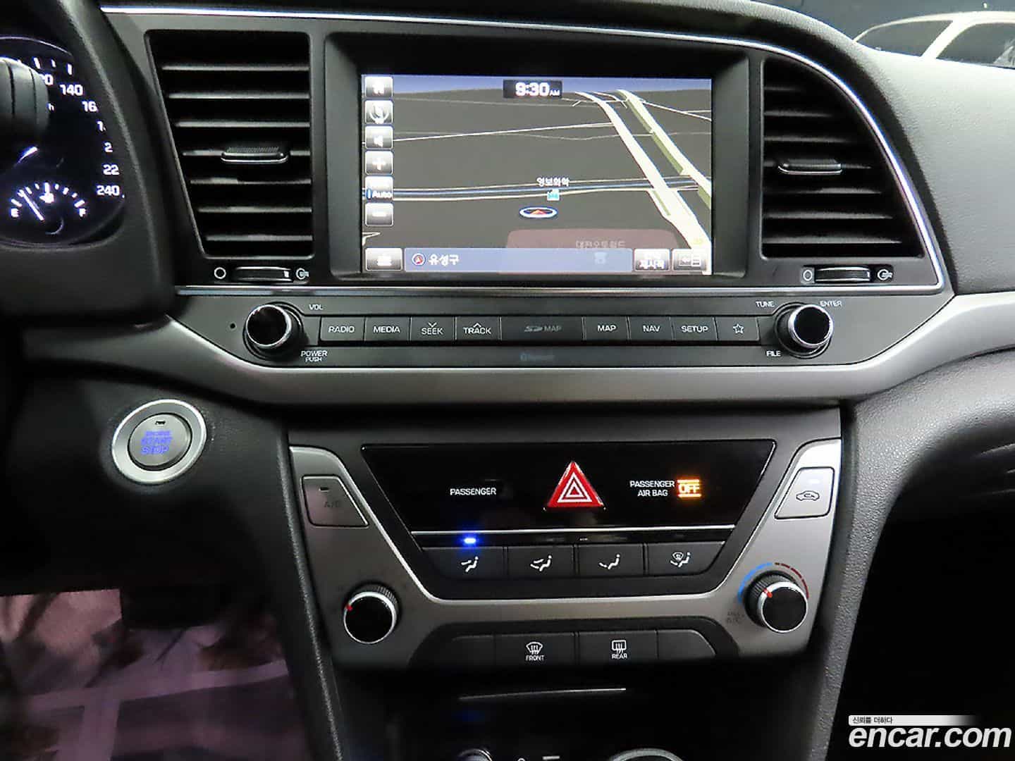 AVANTE Hyundai 2017.3-OPTION-016