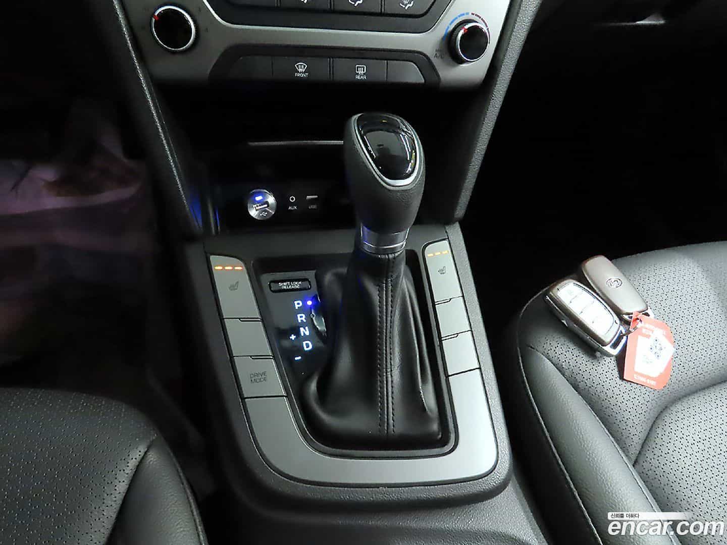 AVANTE Hyundai 2017.3-OPTION-017