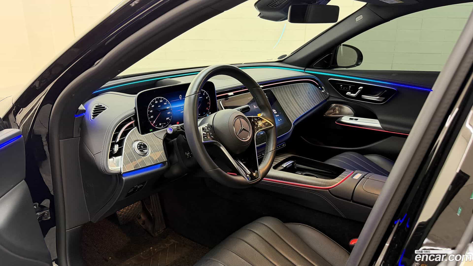 E-Class Mercedes-Benz 2024.0-OPTION-017