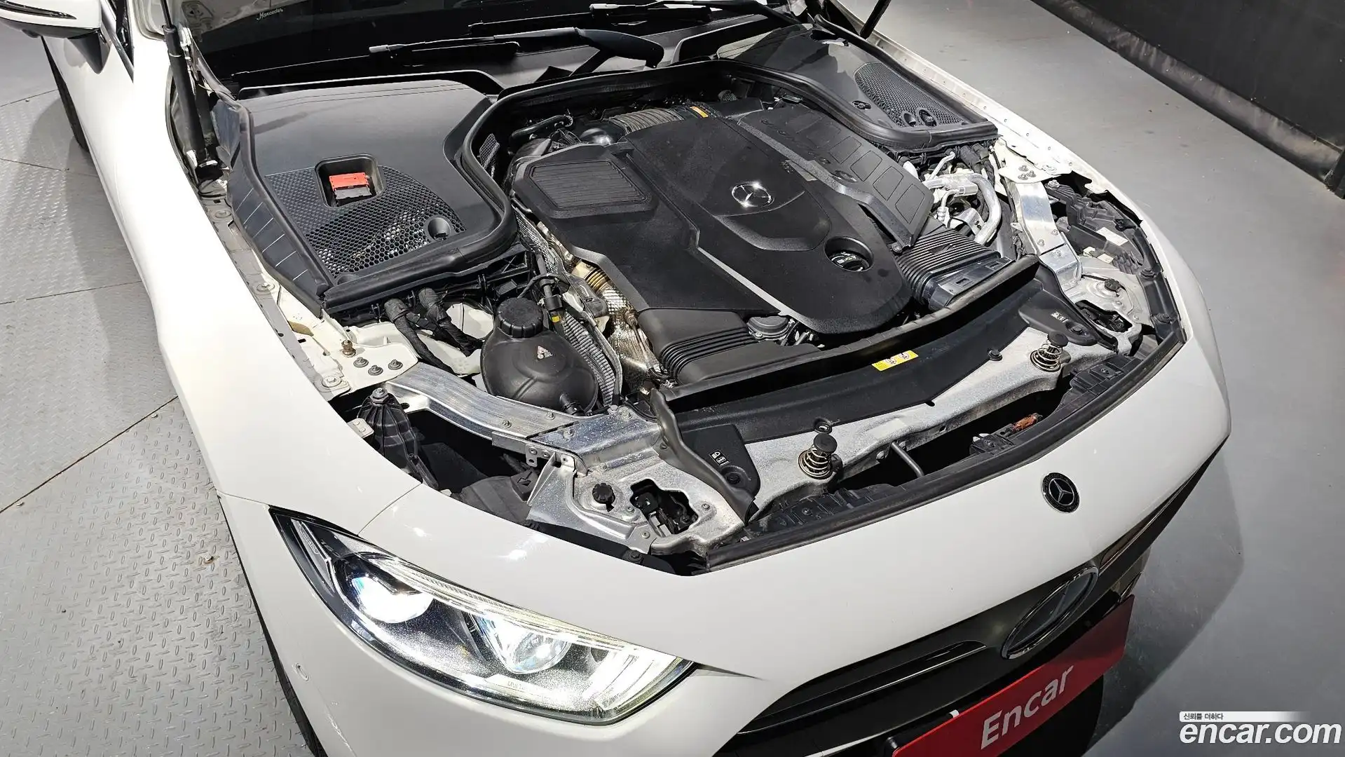 CLS-Class Mercedes-Benz 2019.7-OUTER-006