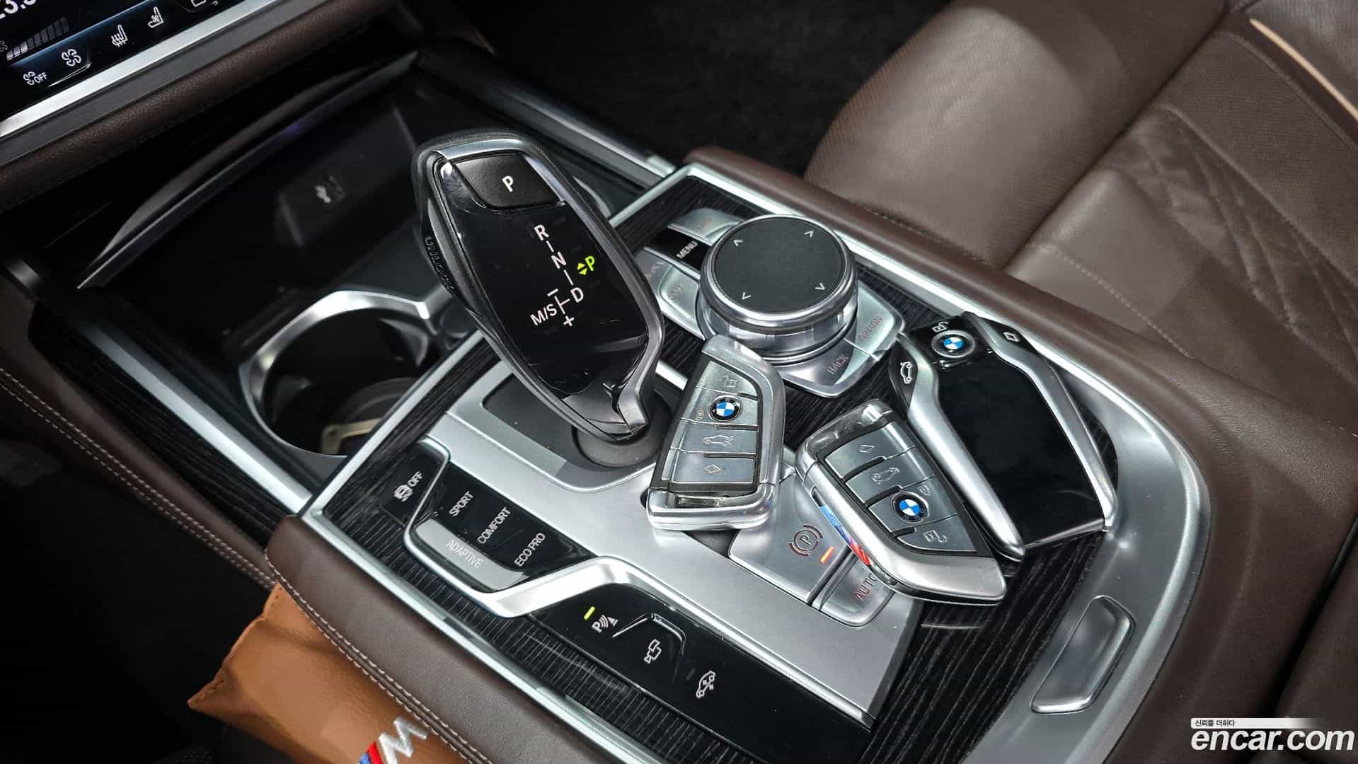 7-Series BMW 2018.1-INNER-009