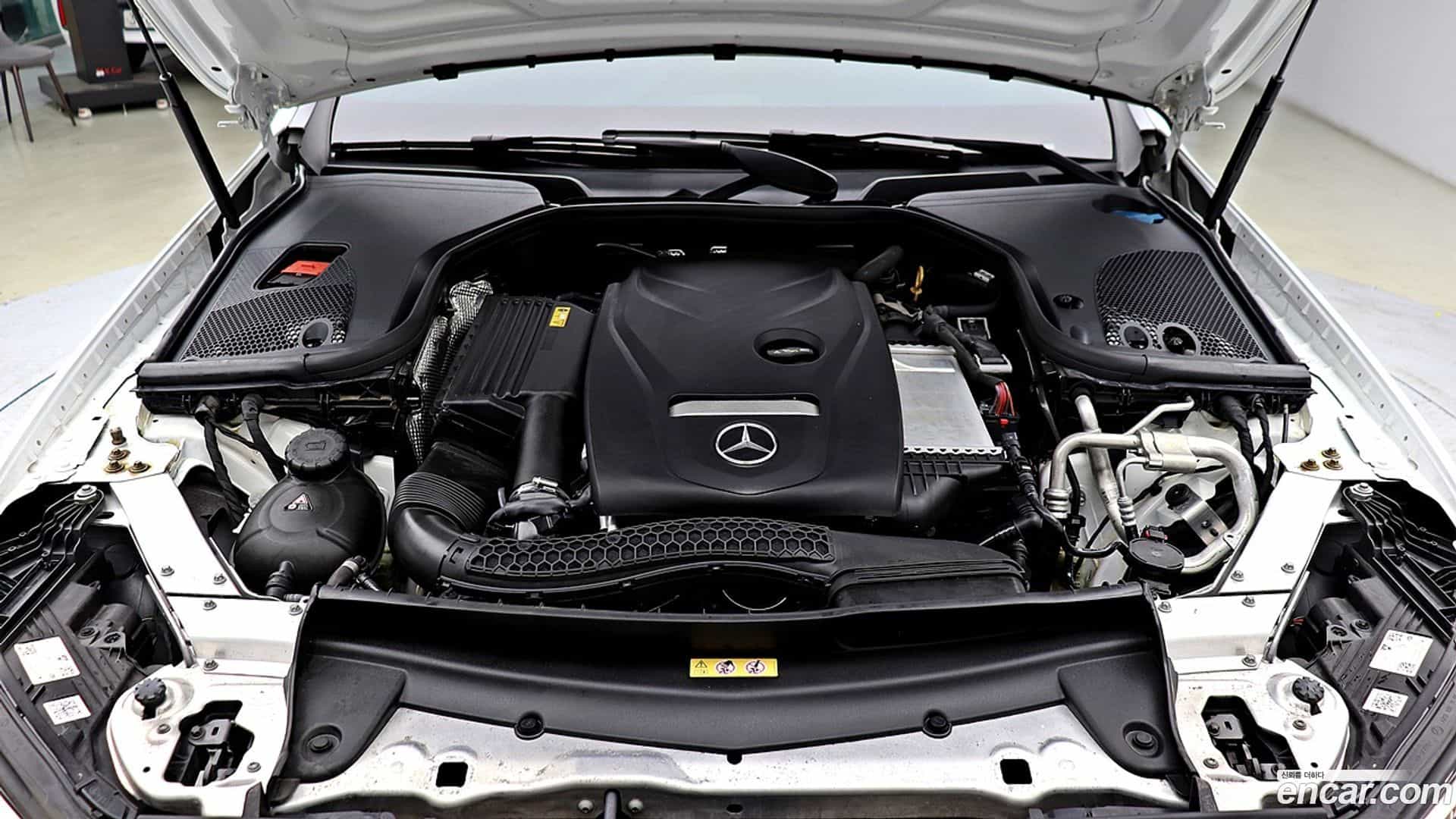 E-Class Mercedes-Benz 2021.4-OUTER-006