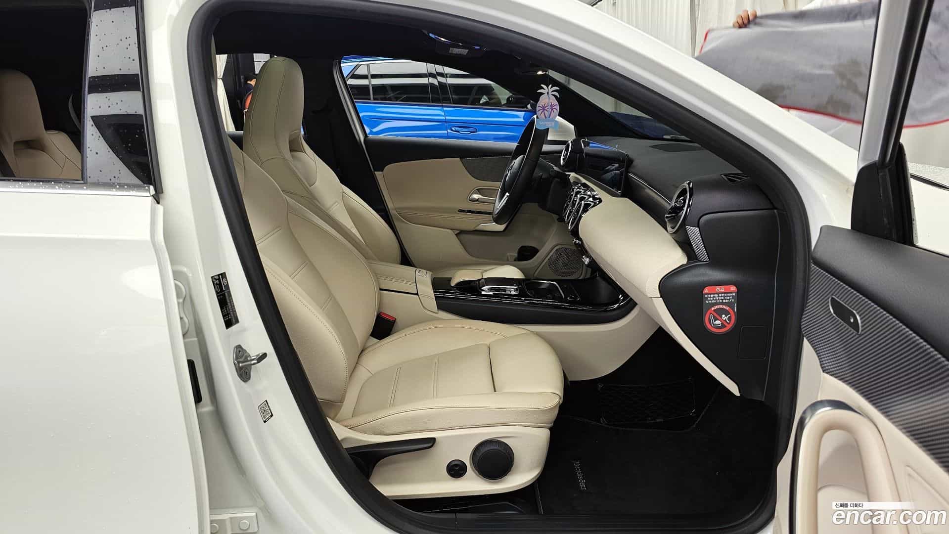 A-Class Mercedes-Benz 2019.8-OPTION-015