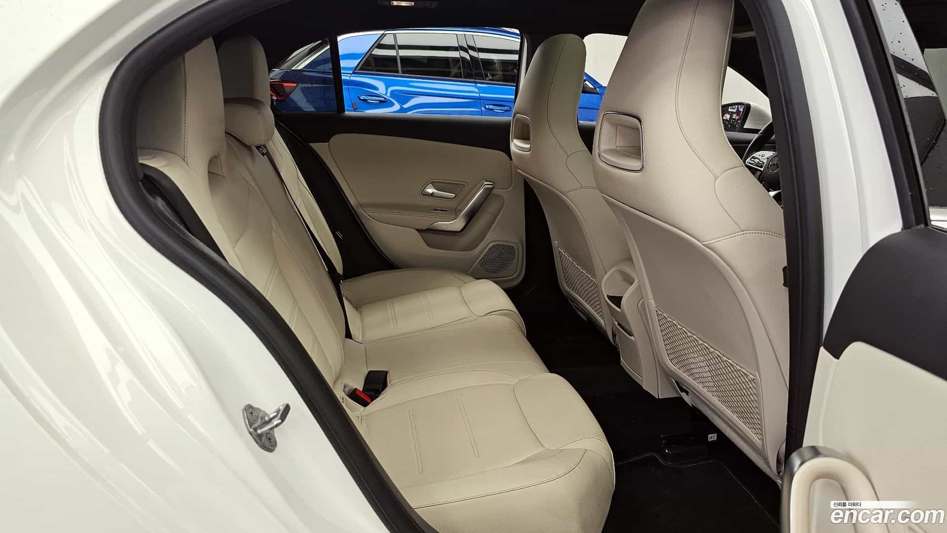 A-Class Mercedes-Benz 2019.8-OPTION-016