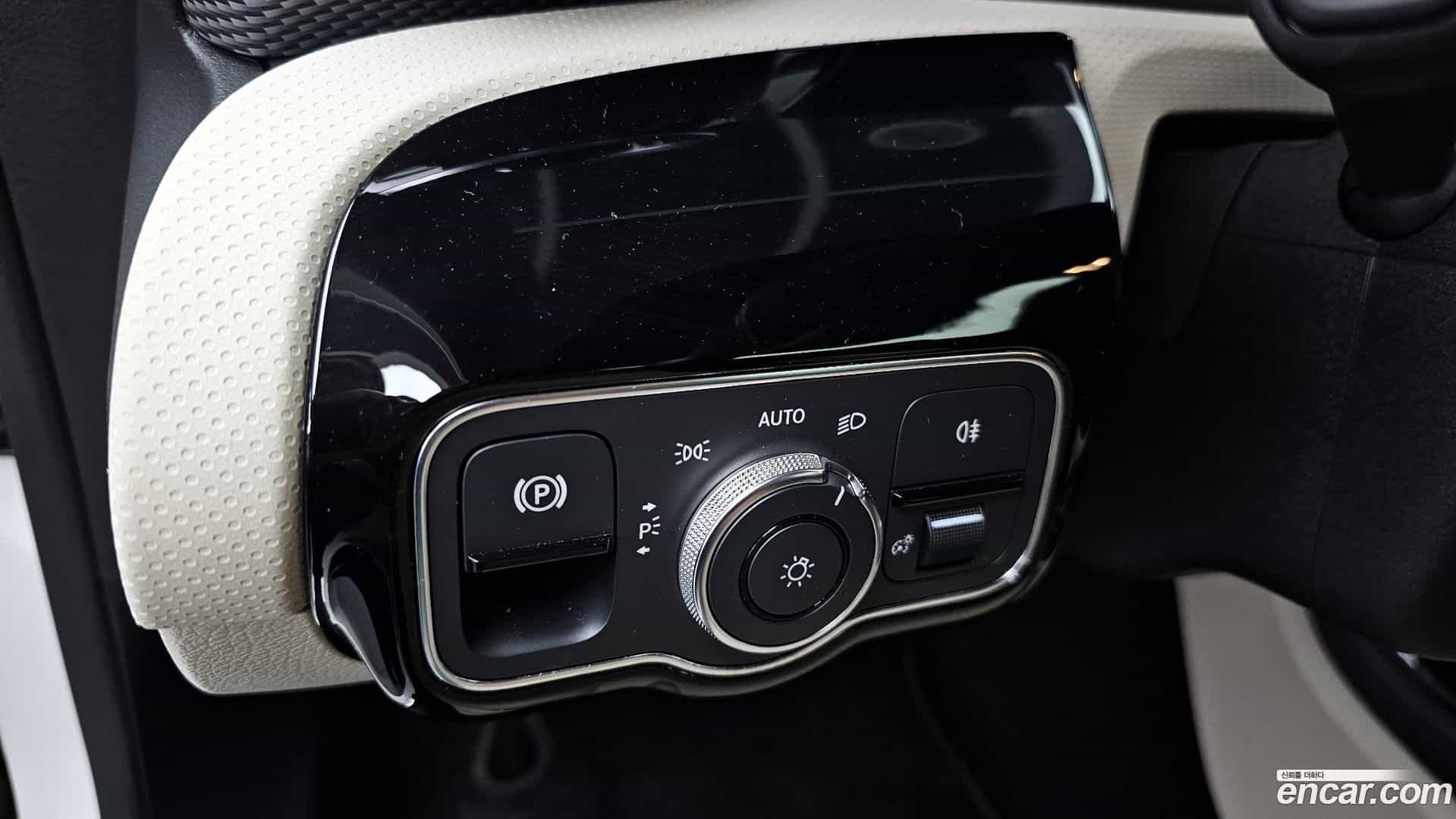 A-Class Mercedes-Benz 2019.8-OPTION-018