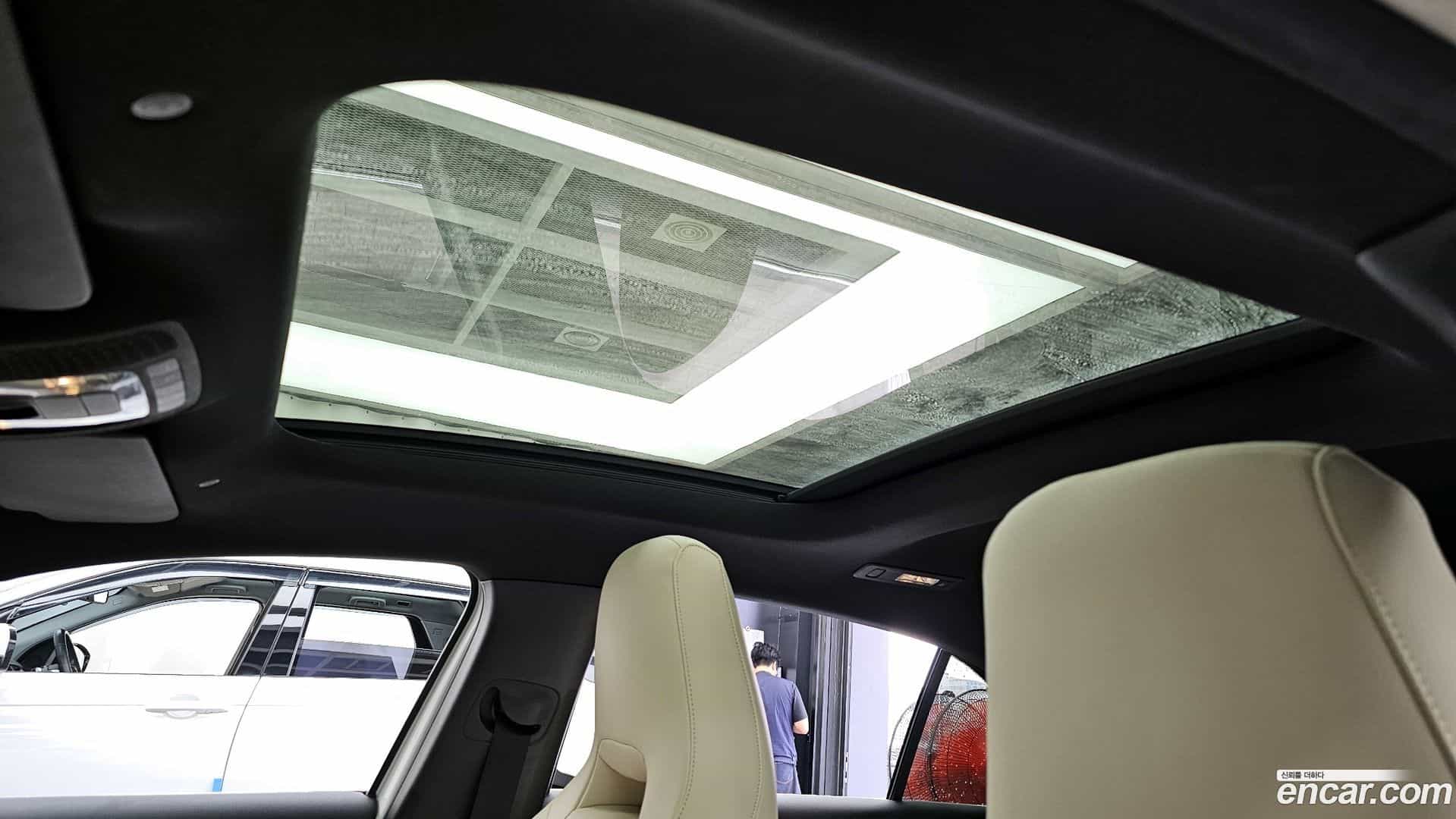 A-Class Mercedes-Benz 2019.8-OPTION-023