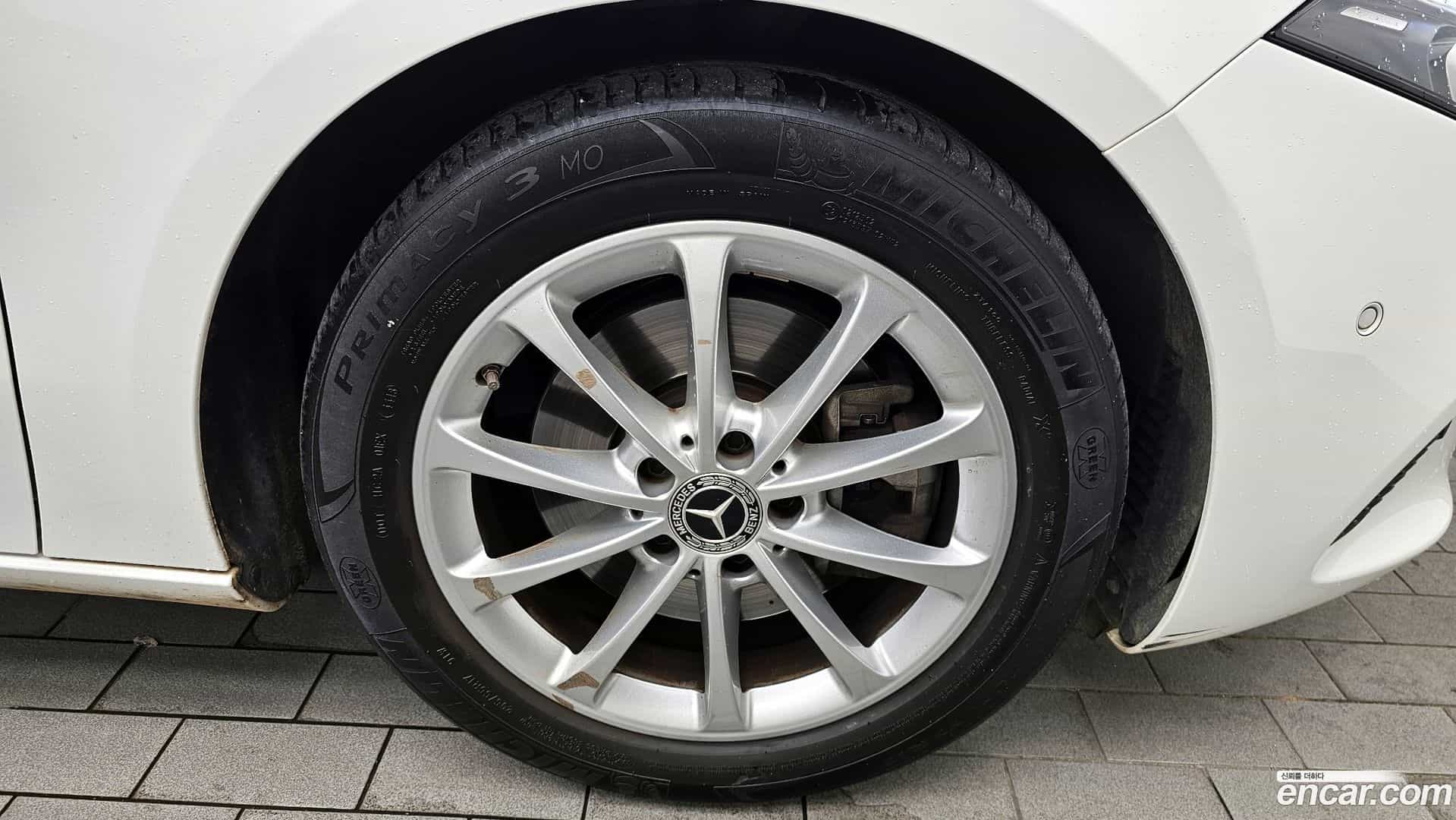 A-Class Mercedes-Benz 2019.8-OUTER-031