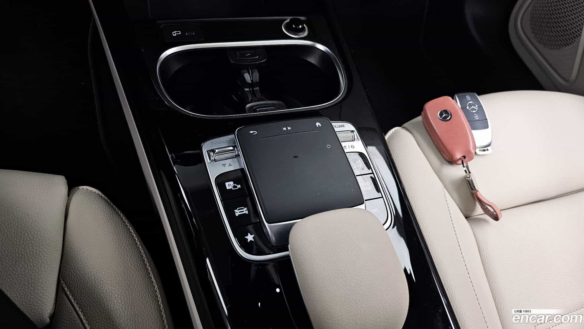 A-Class Mercedes-Benz 2019.8-OPTION-040