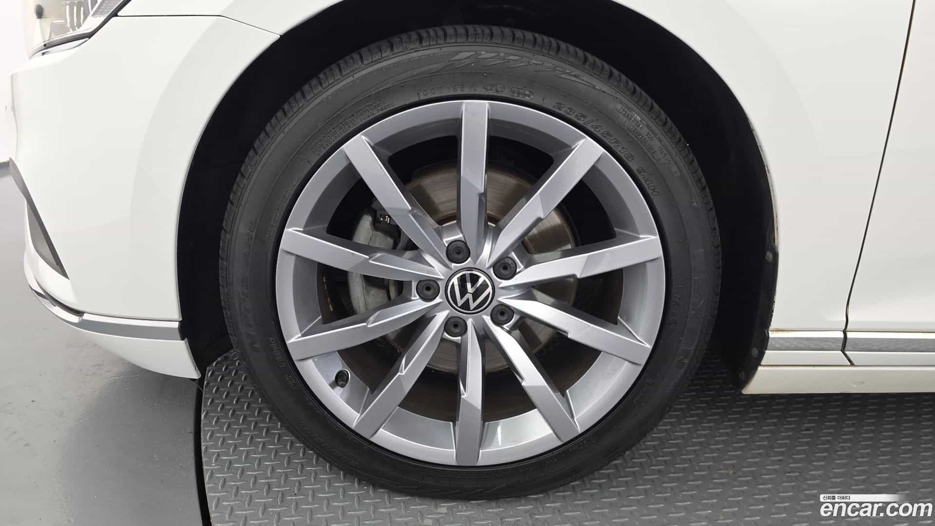 Passat Volkswagen 2022.7-OUTER-005