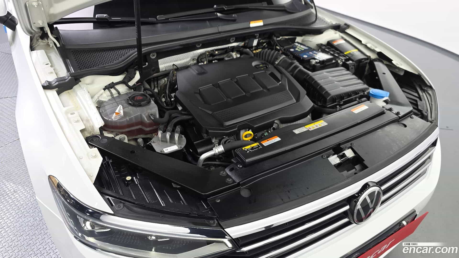 Passat Volkswagen 2022.7-OUTER-006