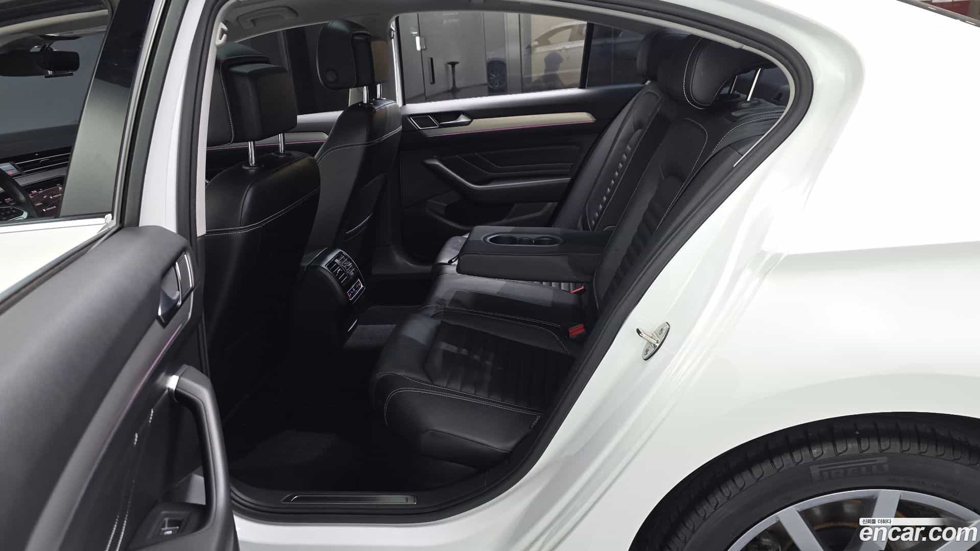 Passat Volkswagen 2022.7-INNER-036