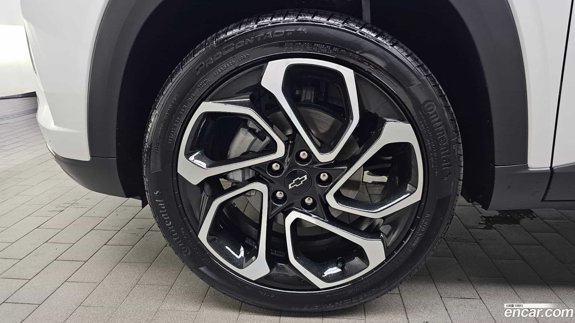 Trax Chevrolet 2023.6-OUTER-005