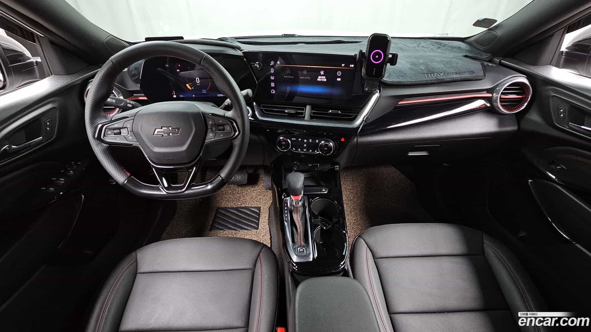 Trax Chevrolet 2023.6-INNER-007