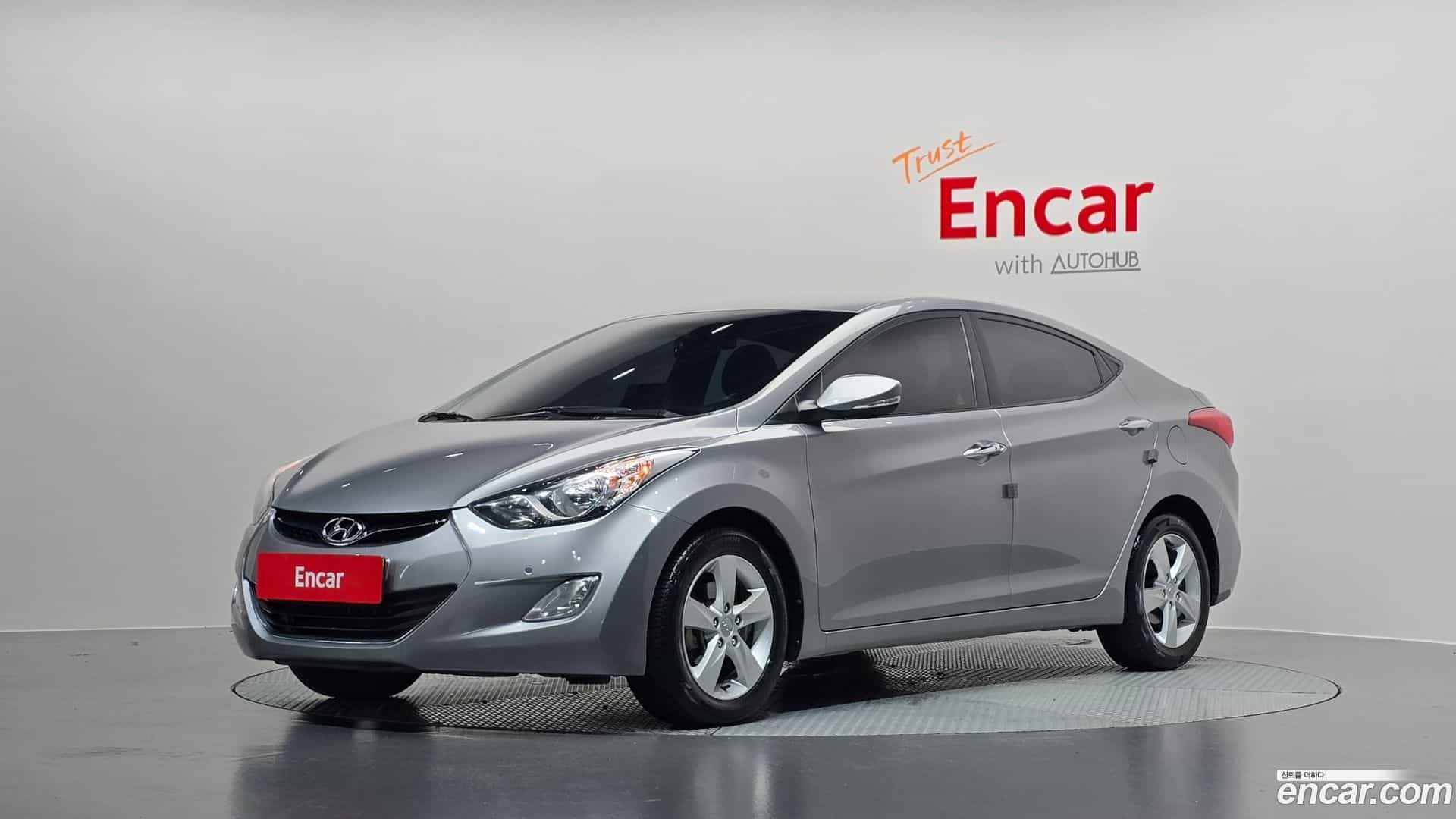 AVANTE Hyundai 2013.5-OUTER-001