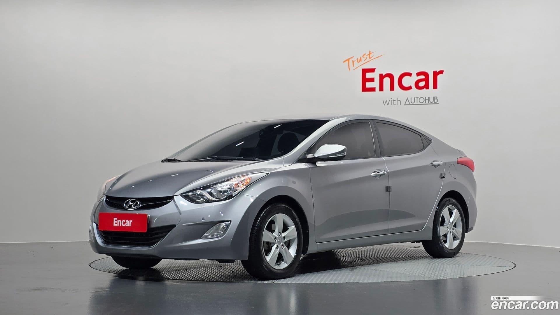 Main__Slider__Photo:AVANTE Hyundai 2013.5-0