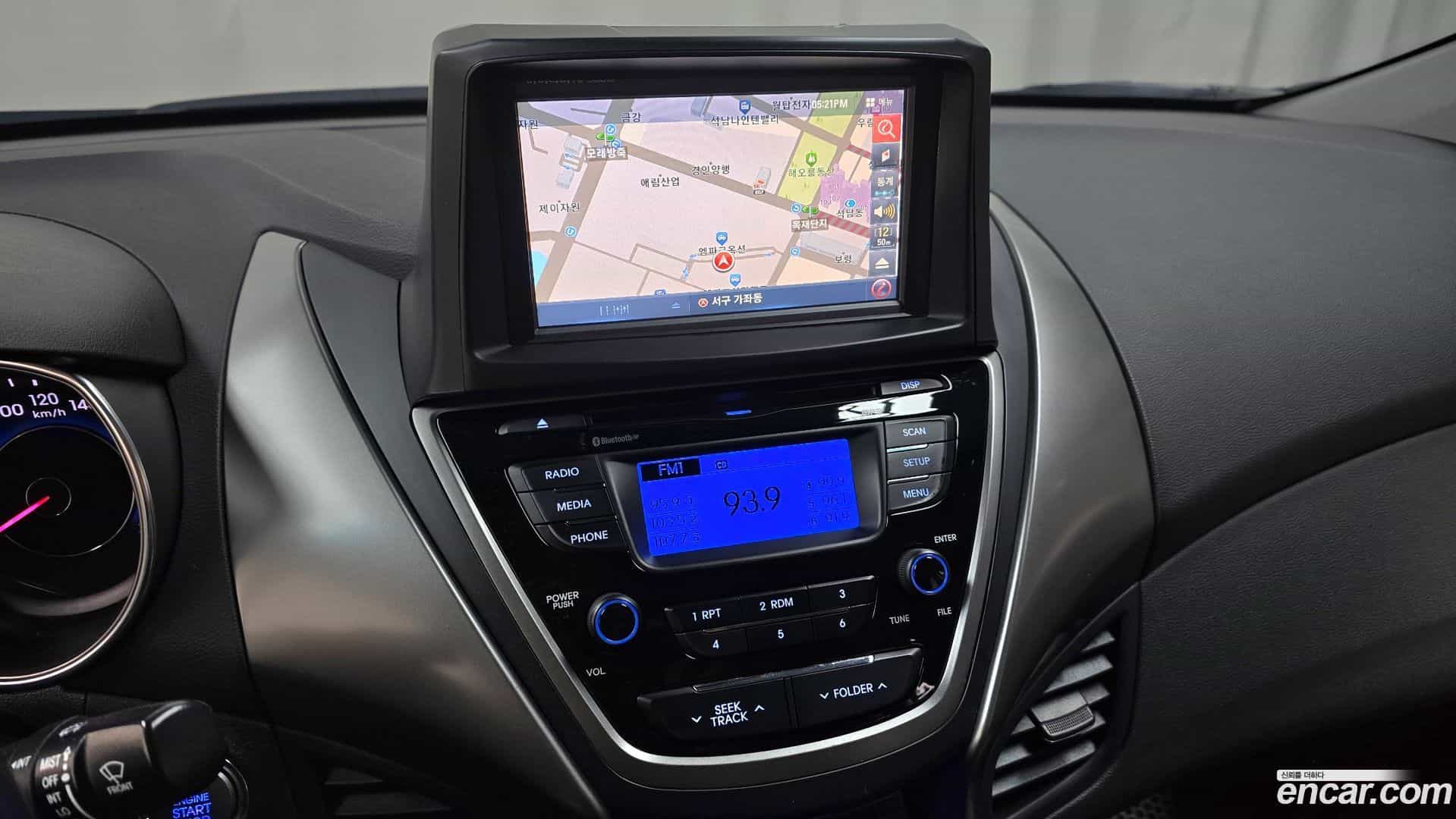 AVANTE Hyundai 2013.5-OPTION-018