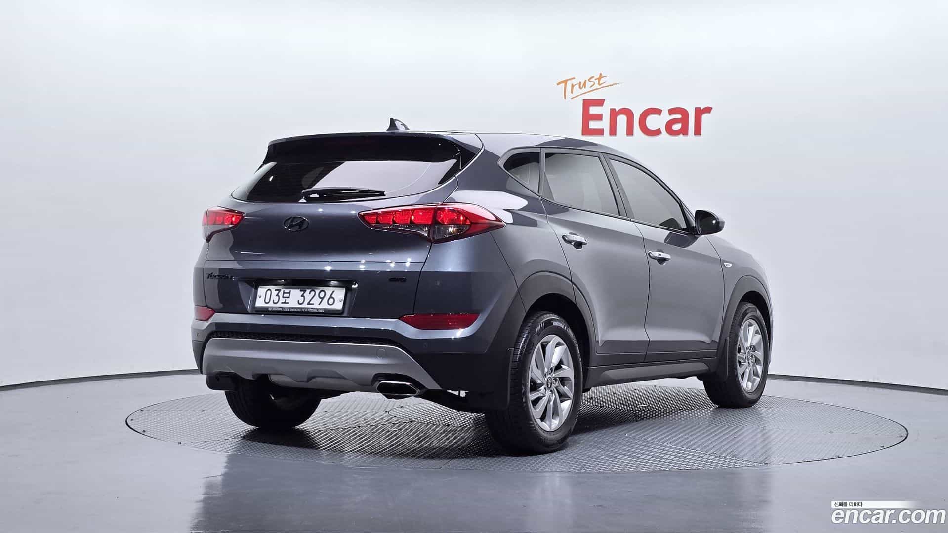 Tucson Hyundai 2017.10-OUTER-002