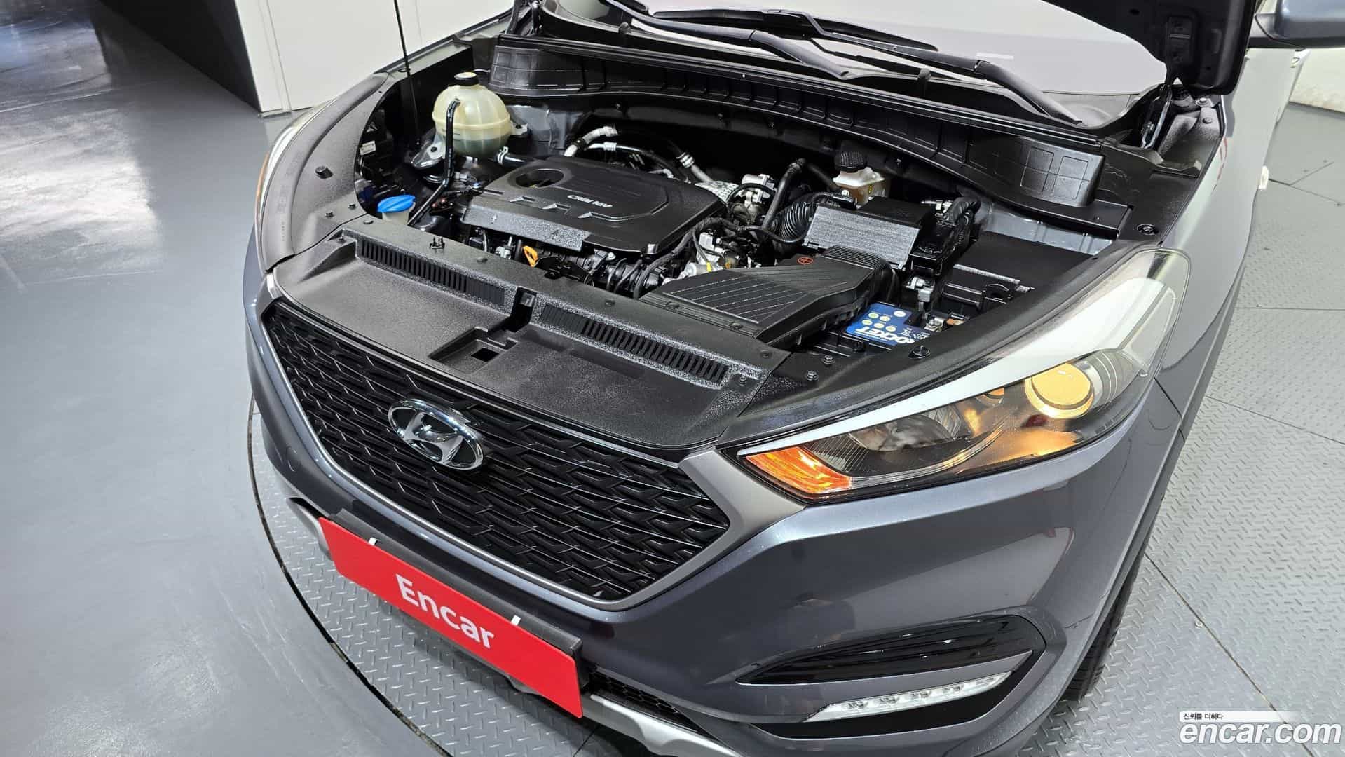 Tucson Hyundai 2017.10-OUTER-006