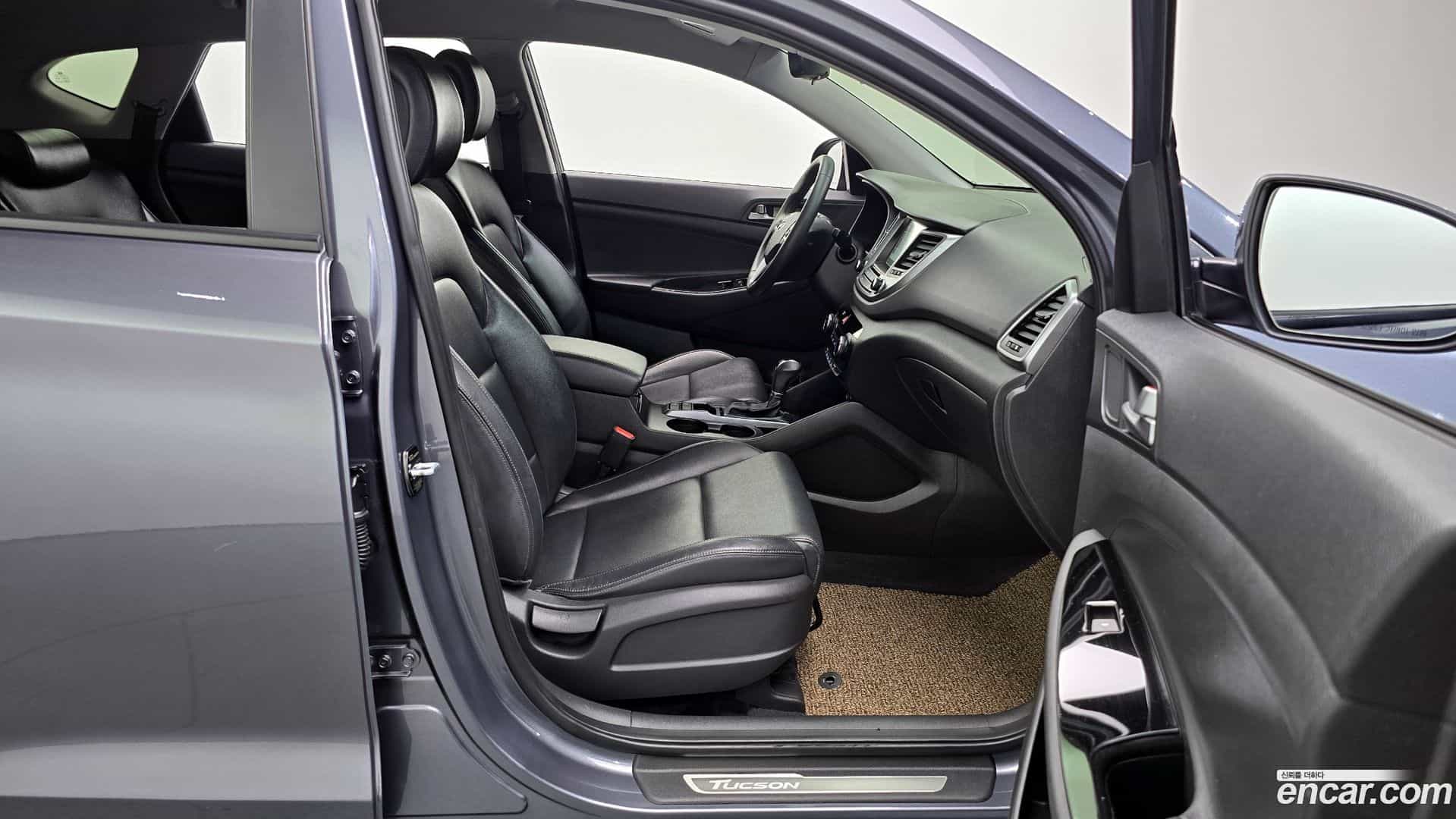 Tucson Hyundai 2017.10-OPTION-015
