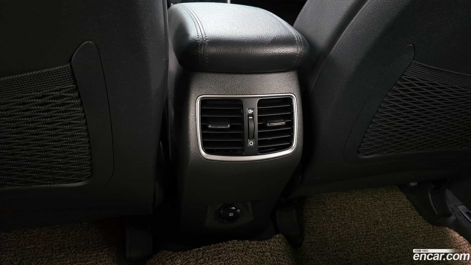 Tucson Hyundai 2017.10-OPTION-024