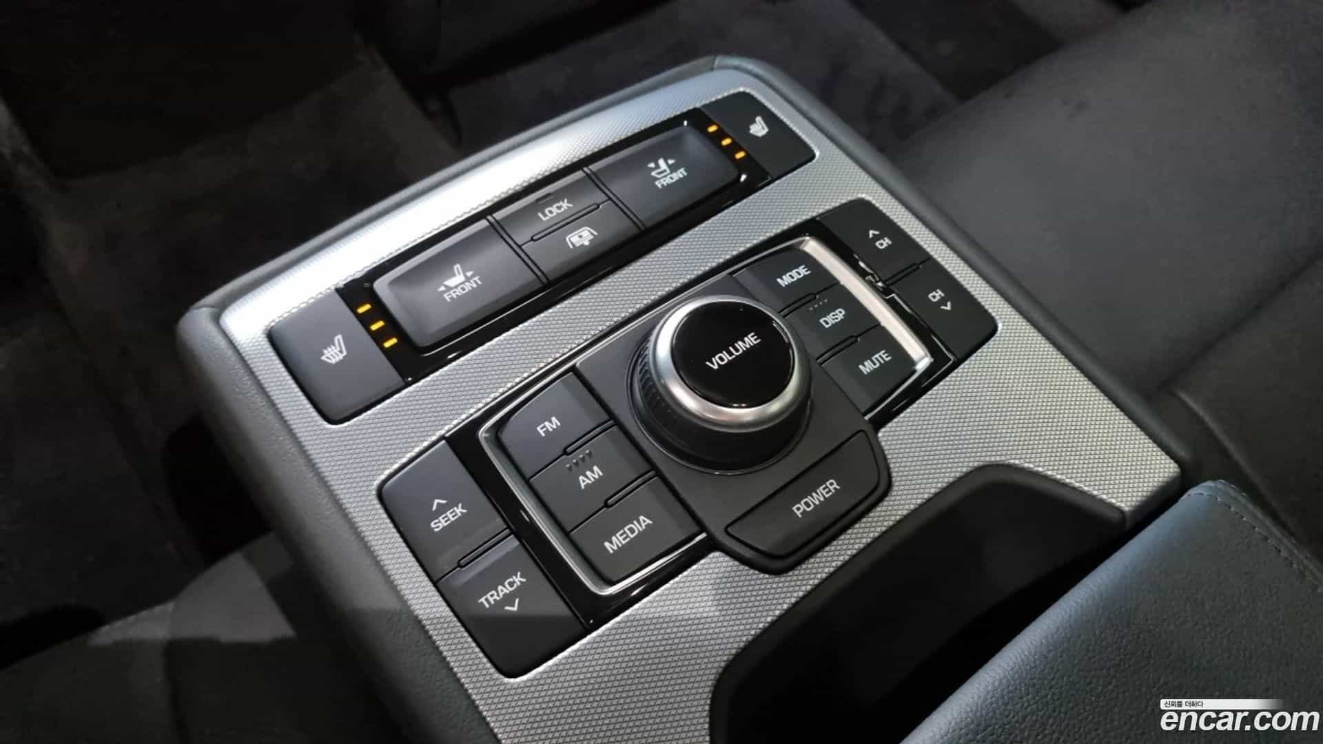 G80 Genesis 2018.1-OPTION-018