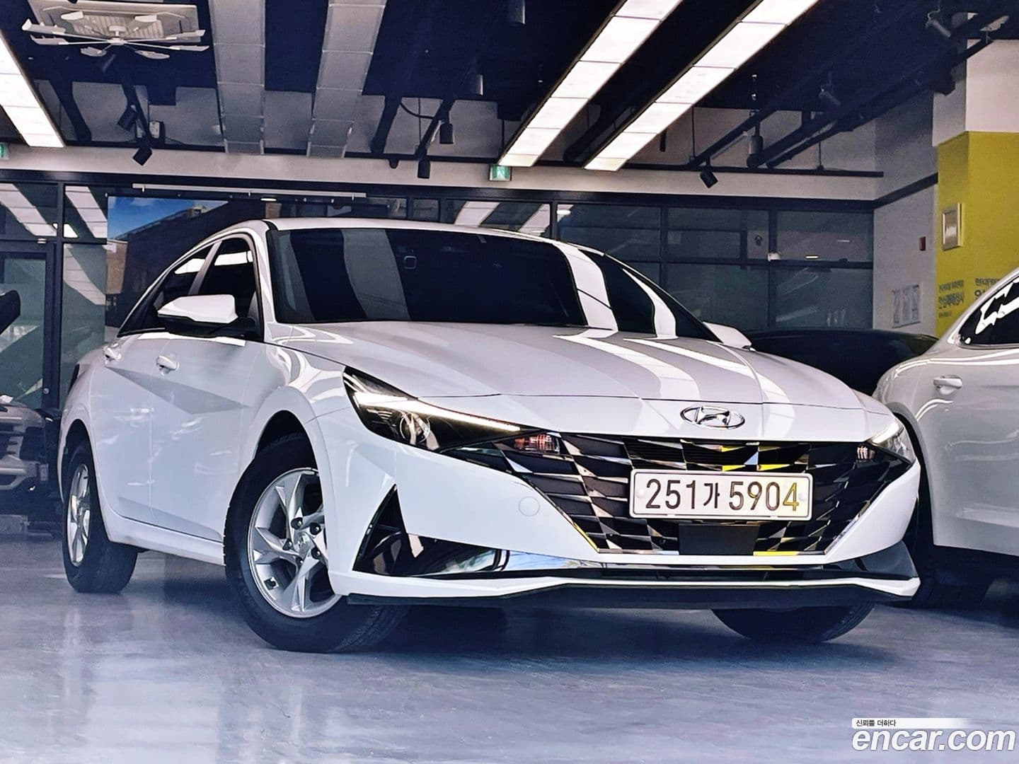 Main__Slider__Photo:AVANTE Hyundai 2021.1-0