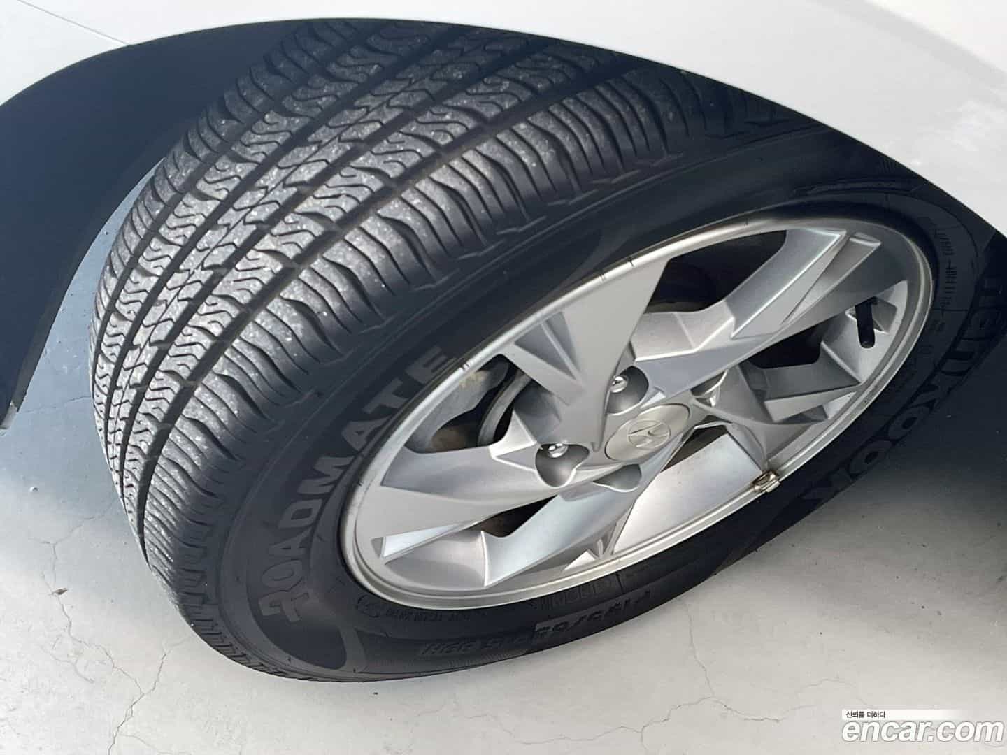 AVANTE Hyundai 2021.1-OUTER-005