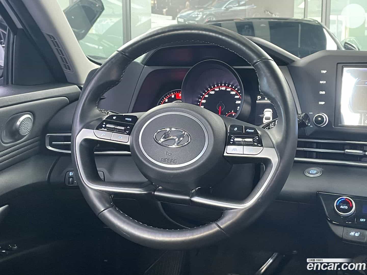 AVANTE Hyundai 2021.1-OPTION-016