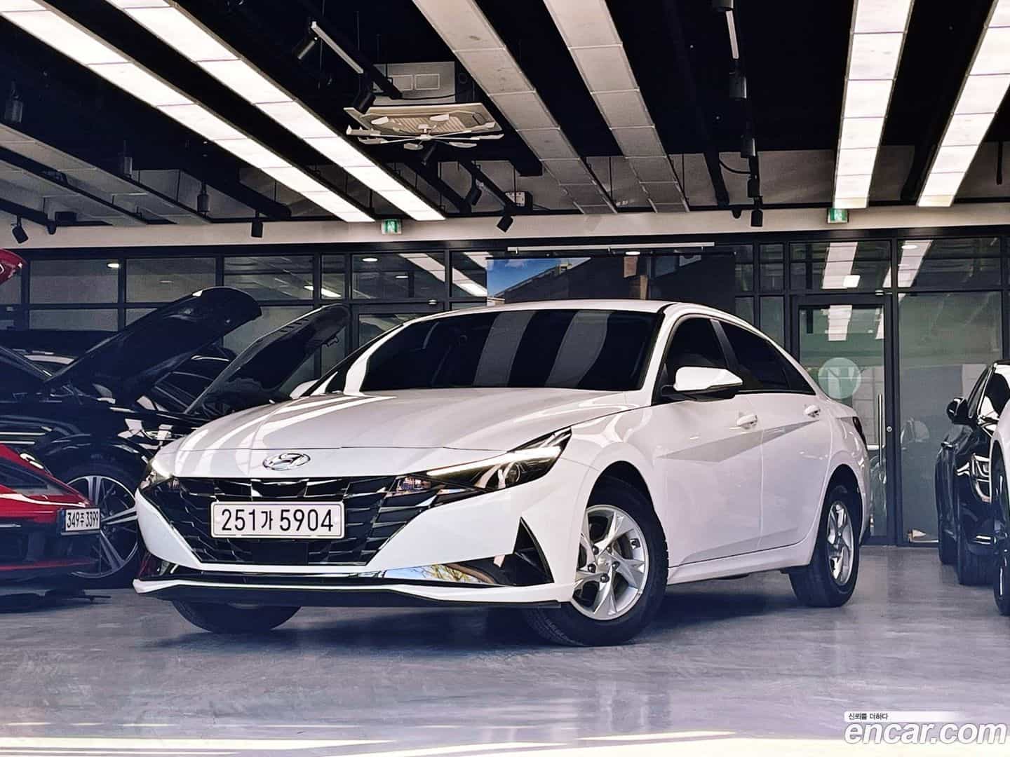 AVANTE Hyundai 2021.1-OPTION-023