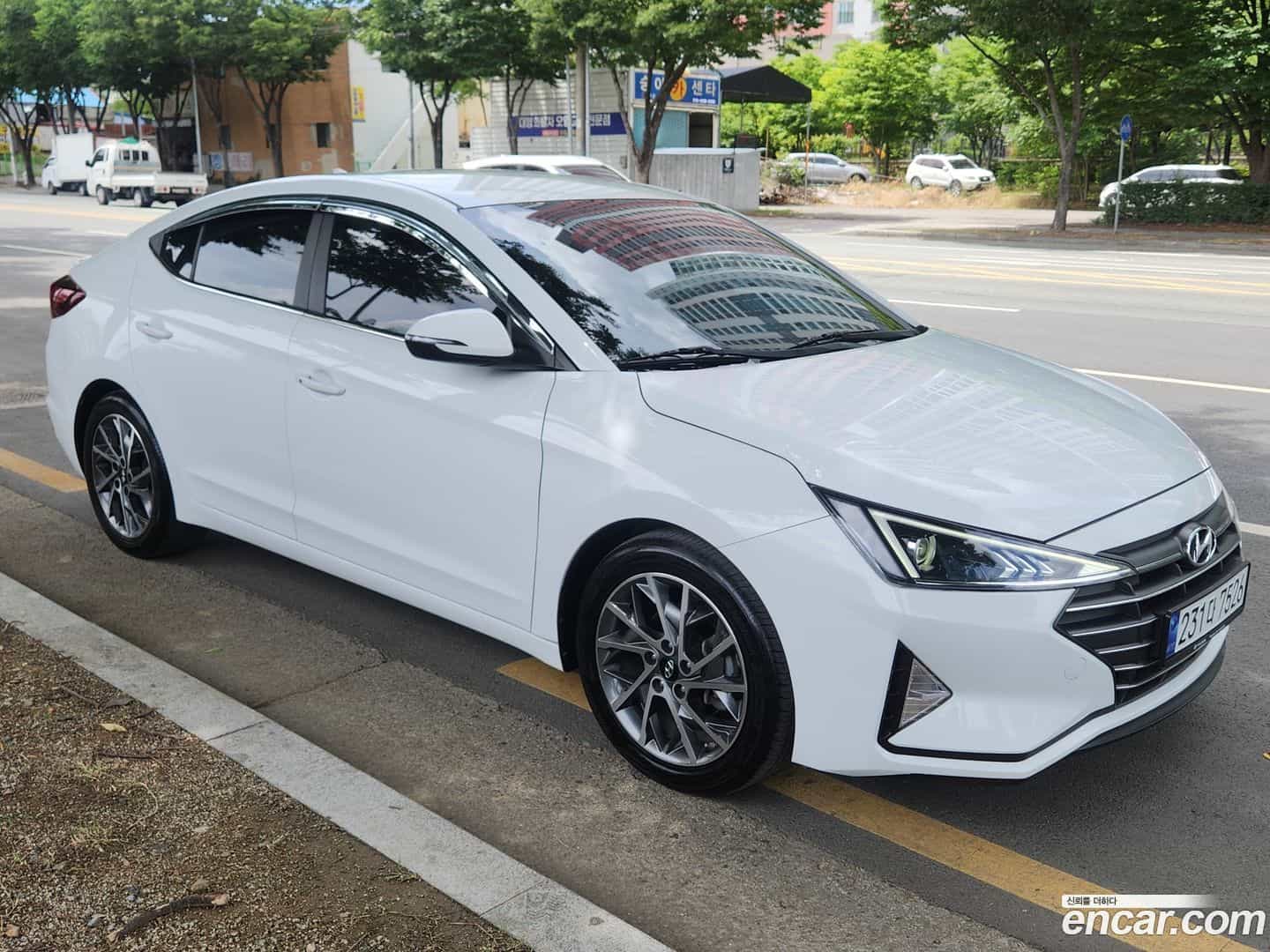 AVANTE Hyundai 2020.2-OUTER-002