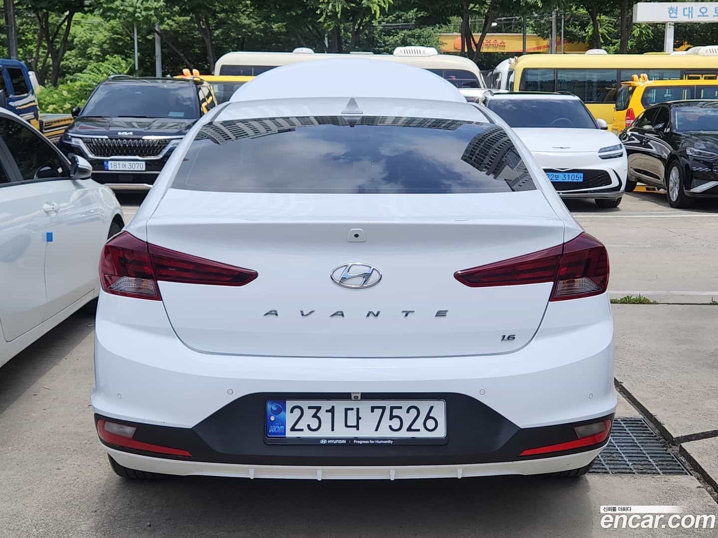 AVANTE Hyundai 2020.2-OUTER-004