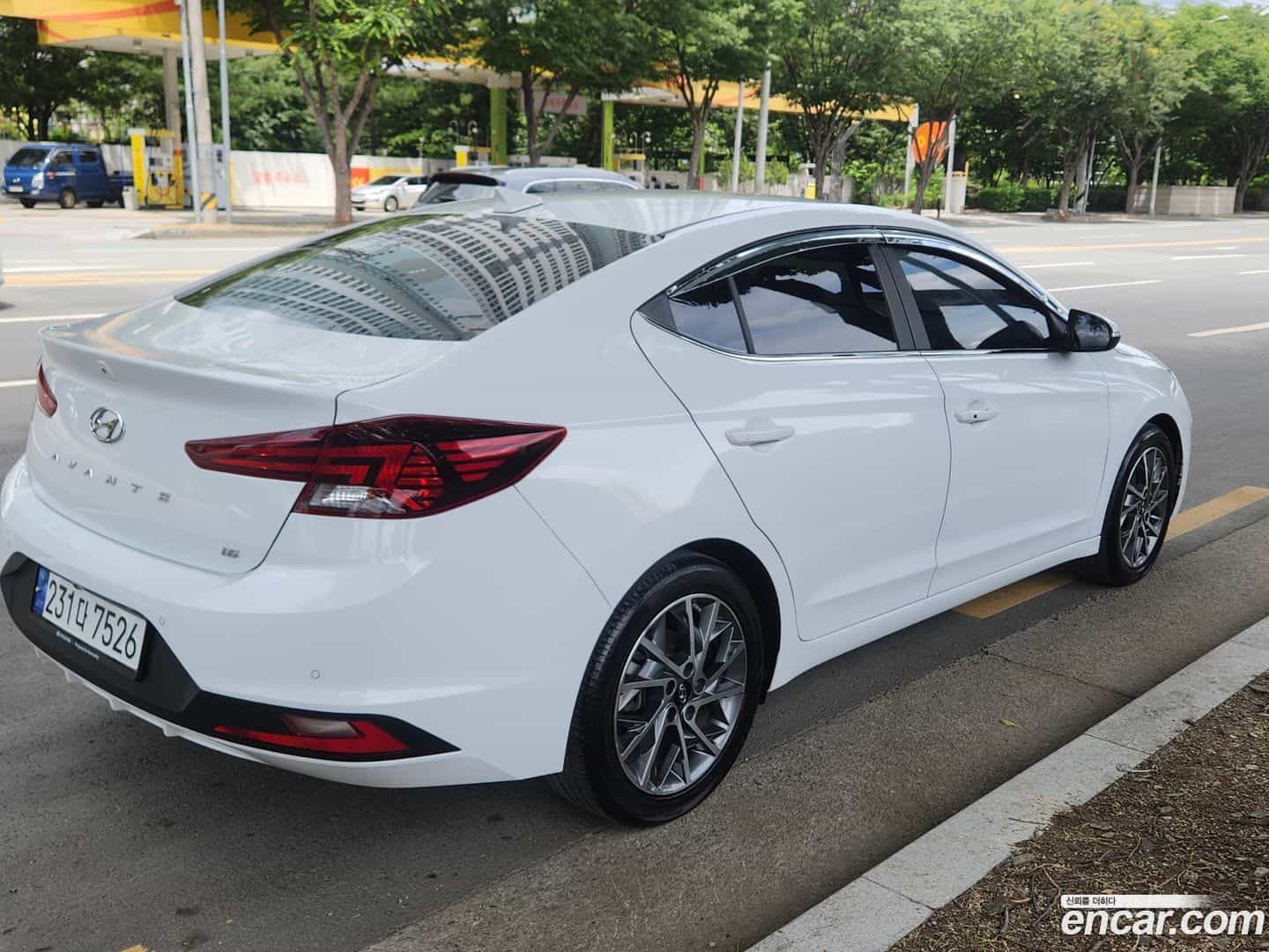 AVANTE Hyundai 2020.2-OUTER-005
