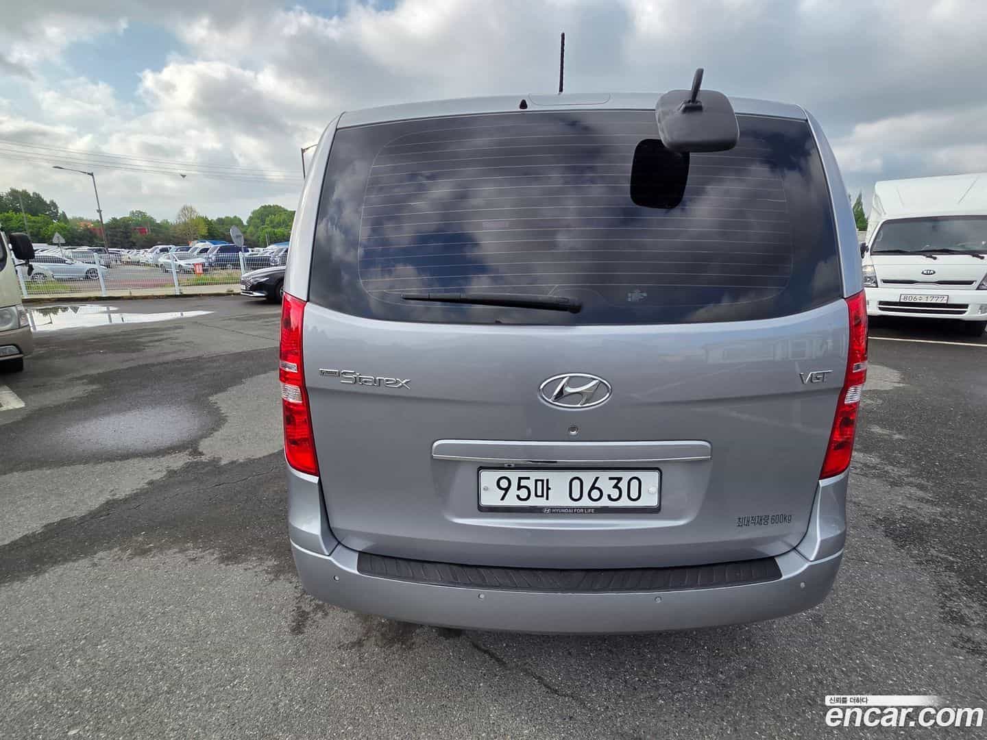 Starex Hyundai 2019.1-INNER-008