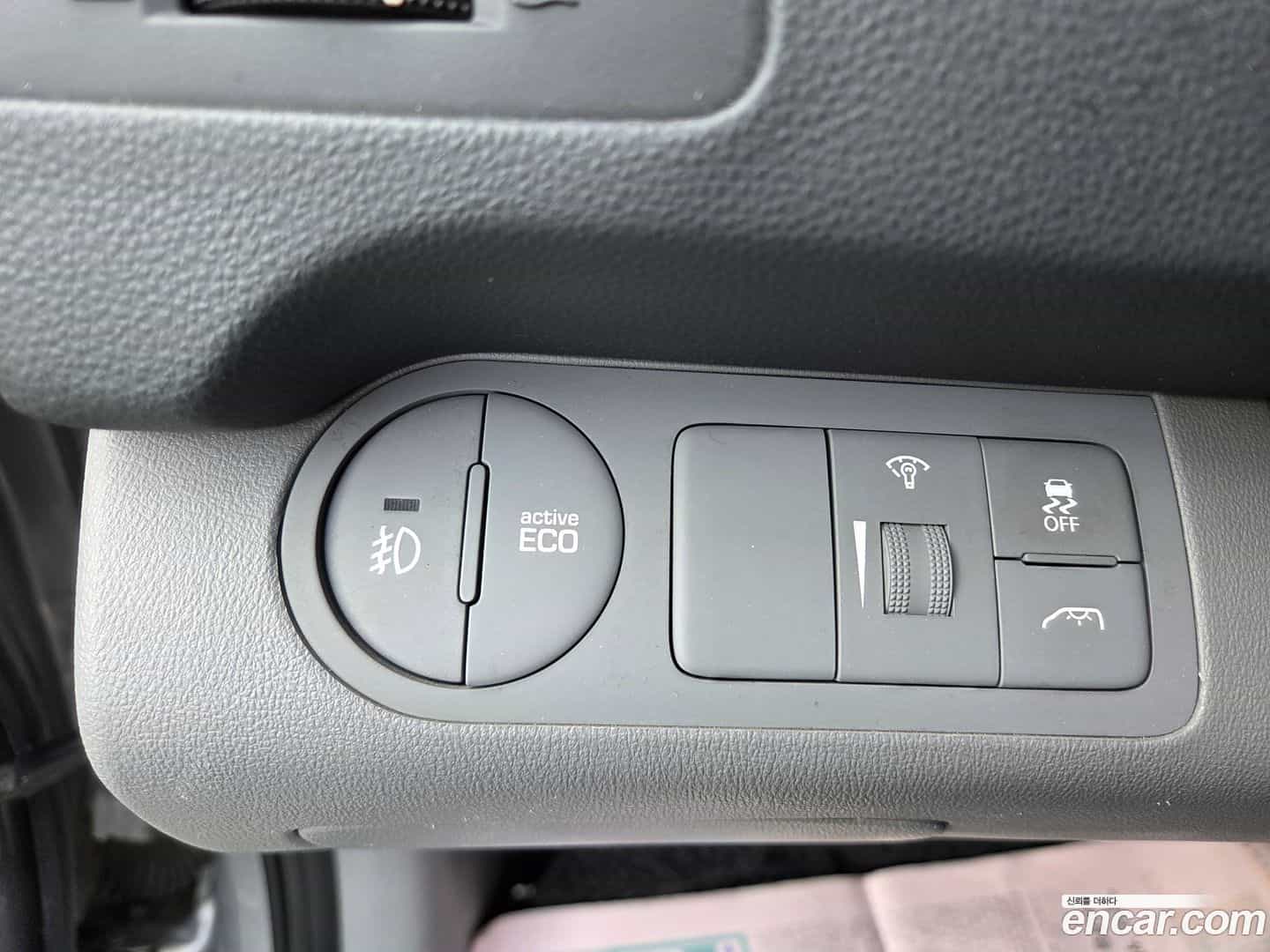 Starex Hyundai 2019.1-OPTION-018