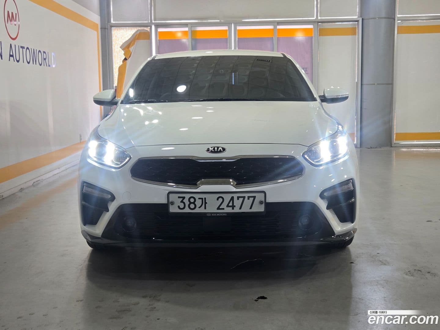 Main__Slider__Photo:K3 Kia 2018.4-0