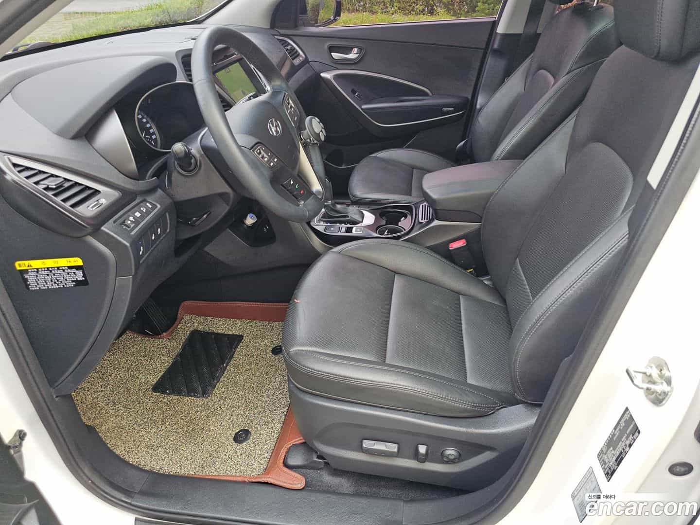Santafe Hyundai 2017.8-OPTION-016