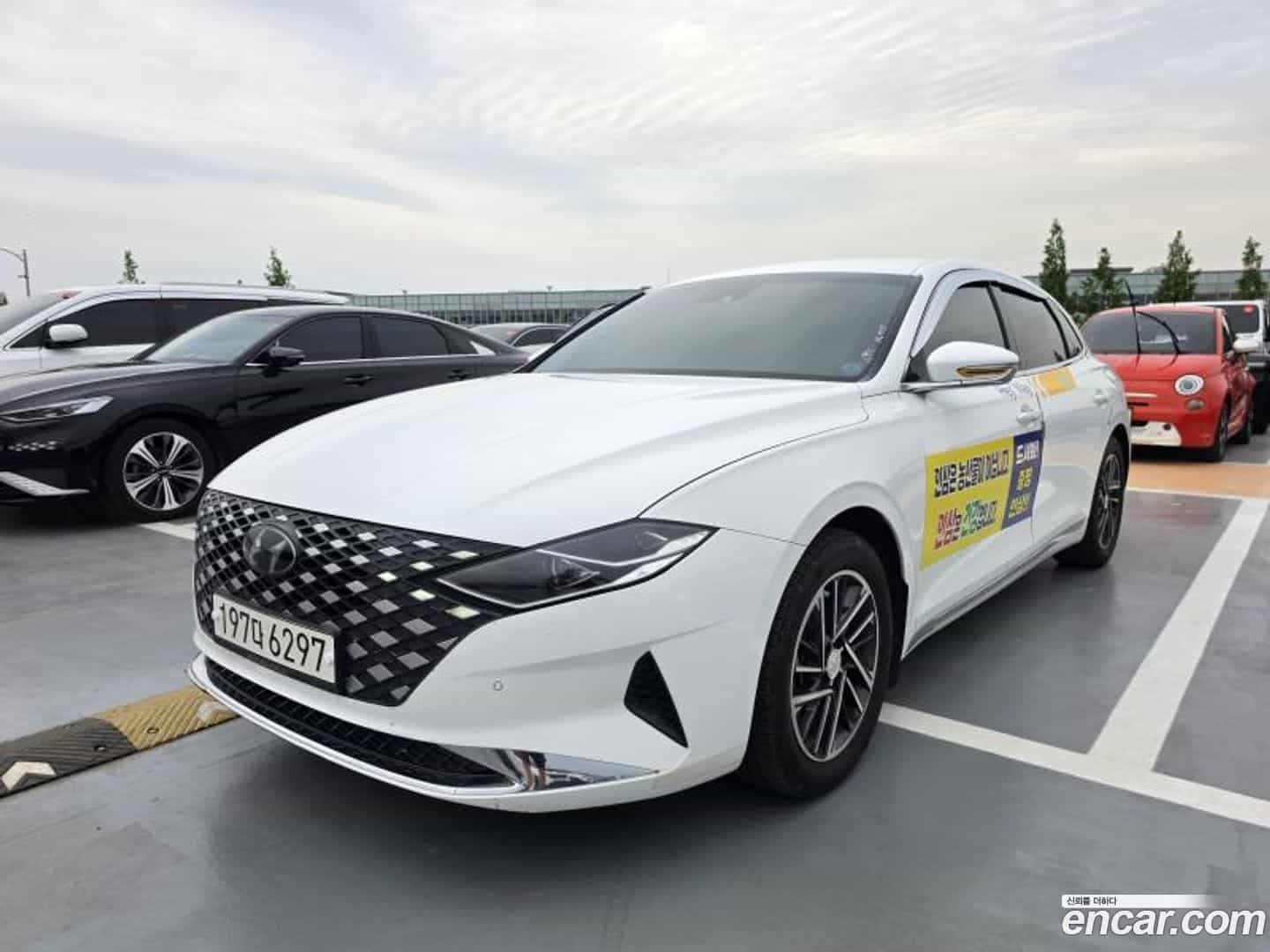 Grandeur Hyundai 2022.4-OUTER-001
