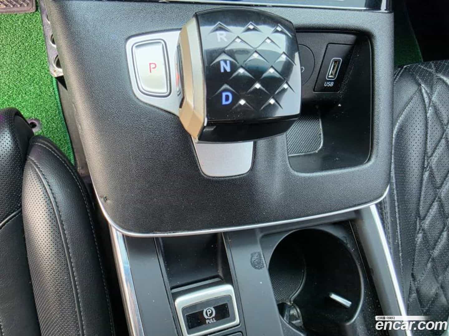 Grandeur Hyundai 2022.4-OPTION-018