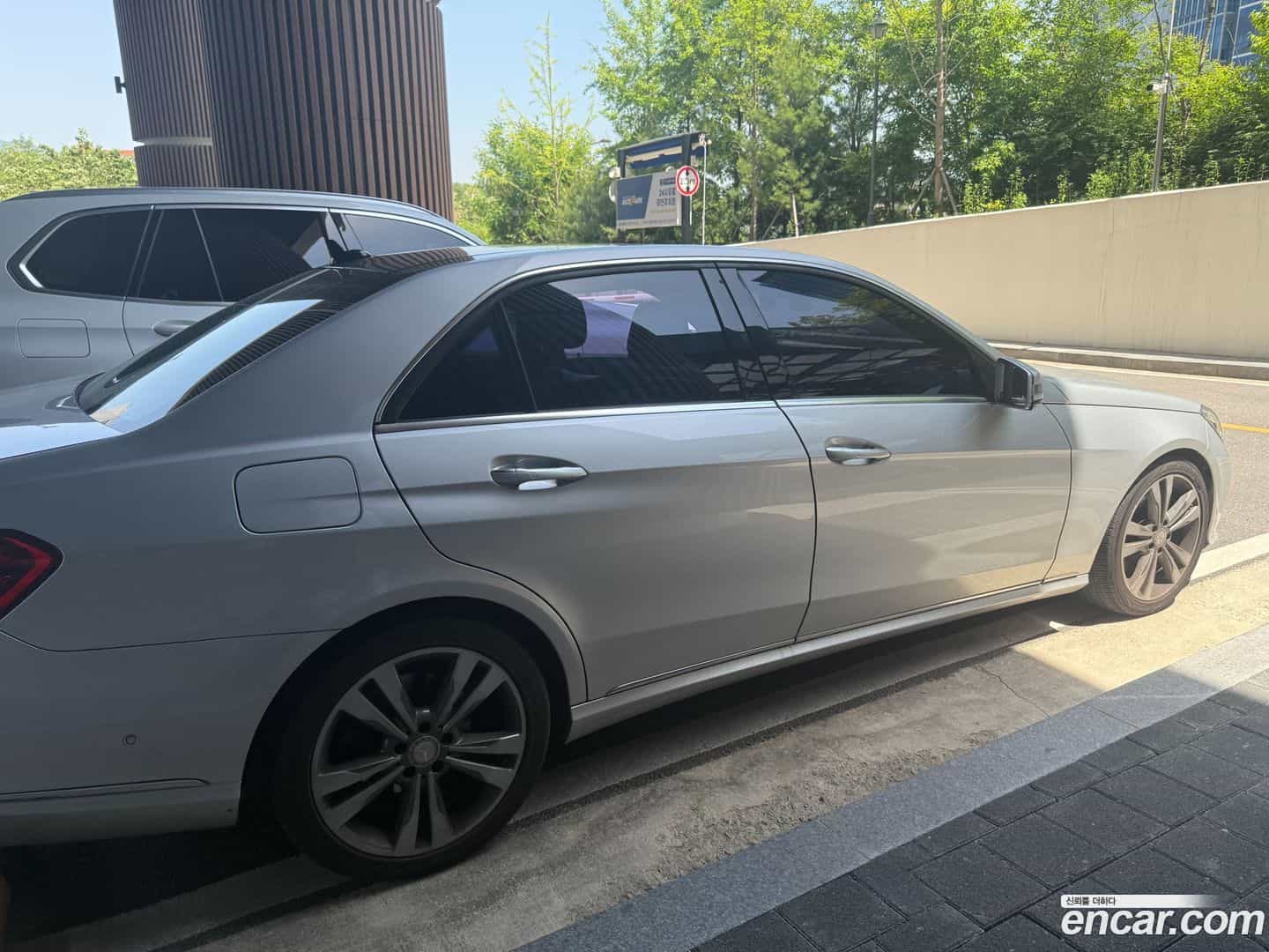 E-Class Mercedes-Benz 2015.3-OUTER-001