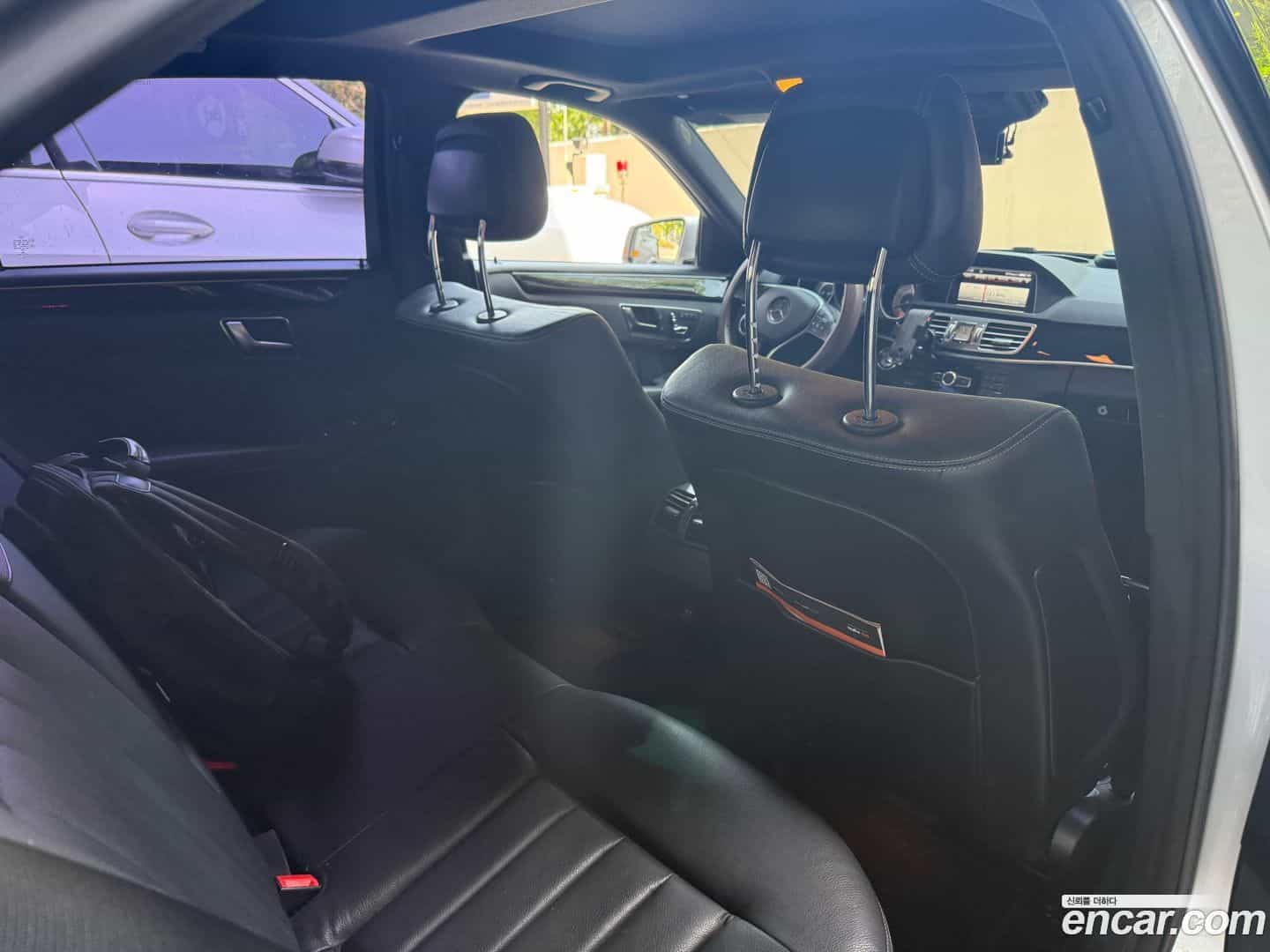 E-Class Mercedes-Benz 2015.3-INNER-009