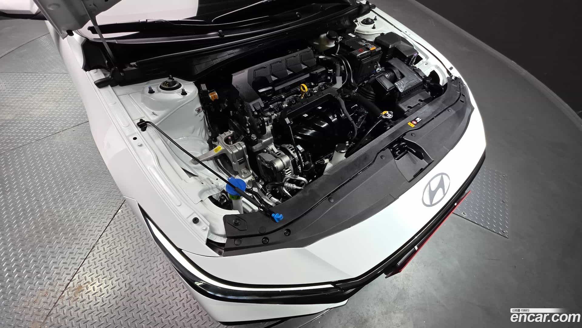 AVANTE Hyundai 2025.6-OUTER-006
