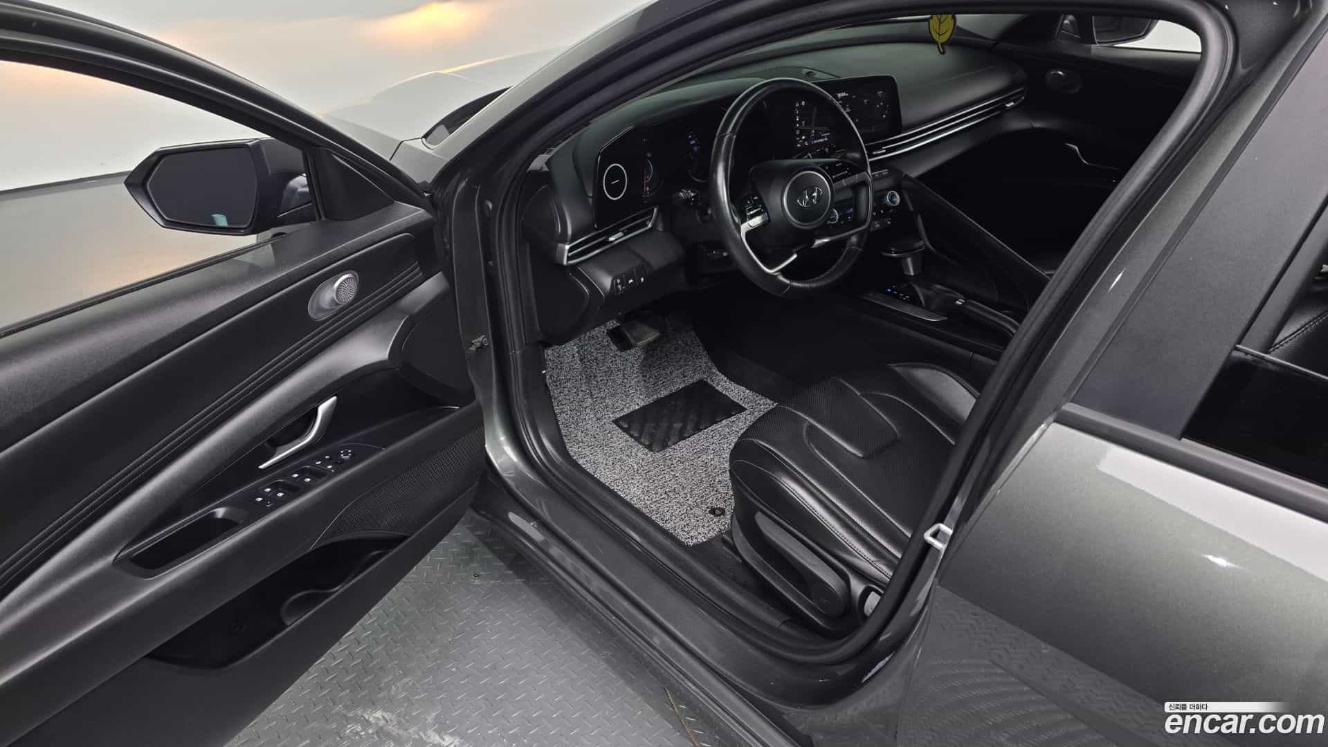 AVANTE Hyundai 2021.2-INNER-010