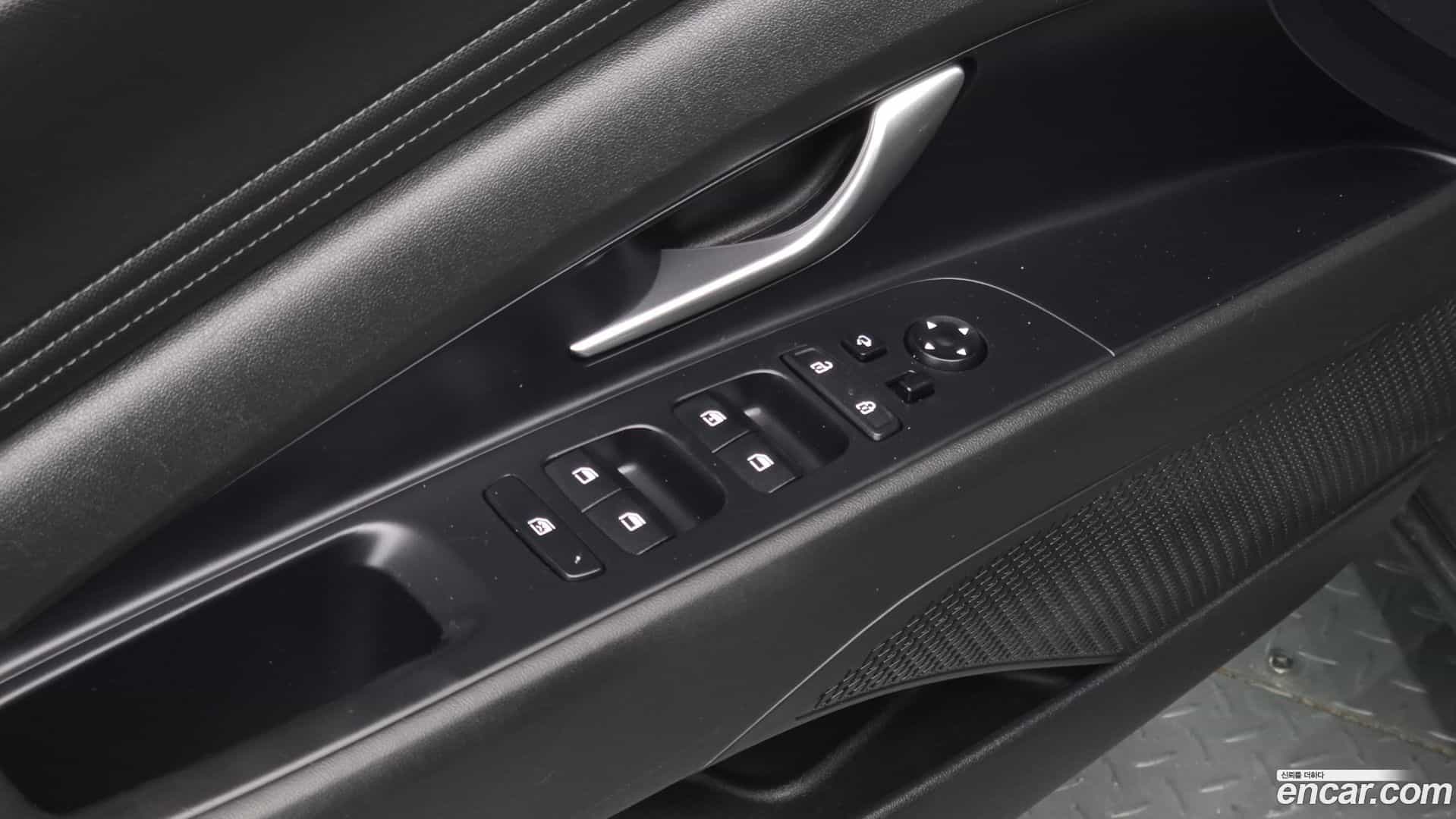 AVANTE Hyundai 2021.2-OPTION-024