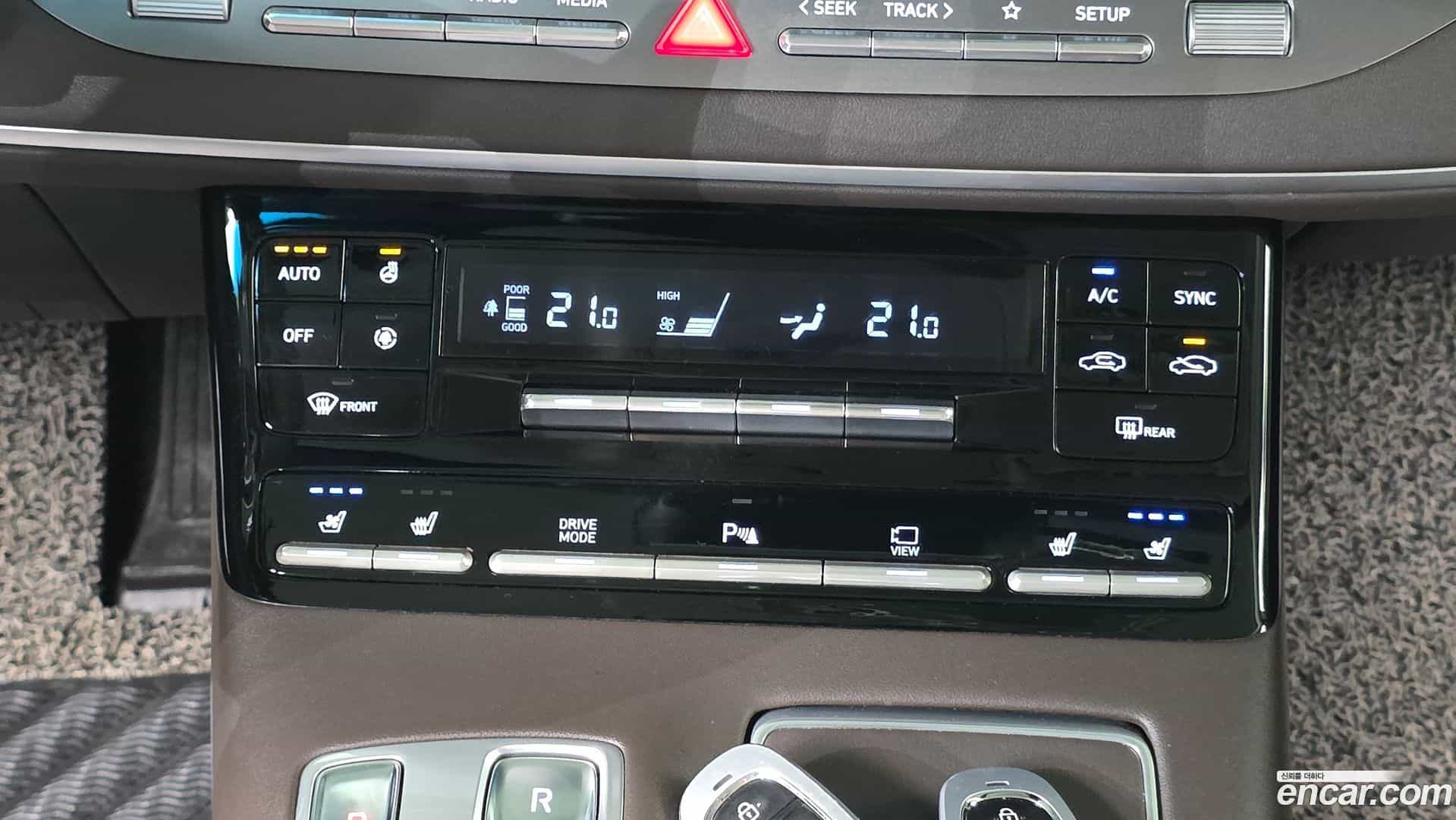 Grandeur Hyundai 2020.6-OPTION-019