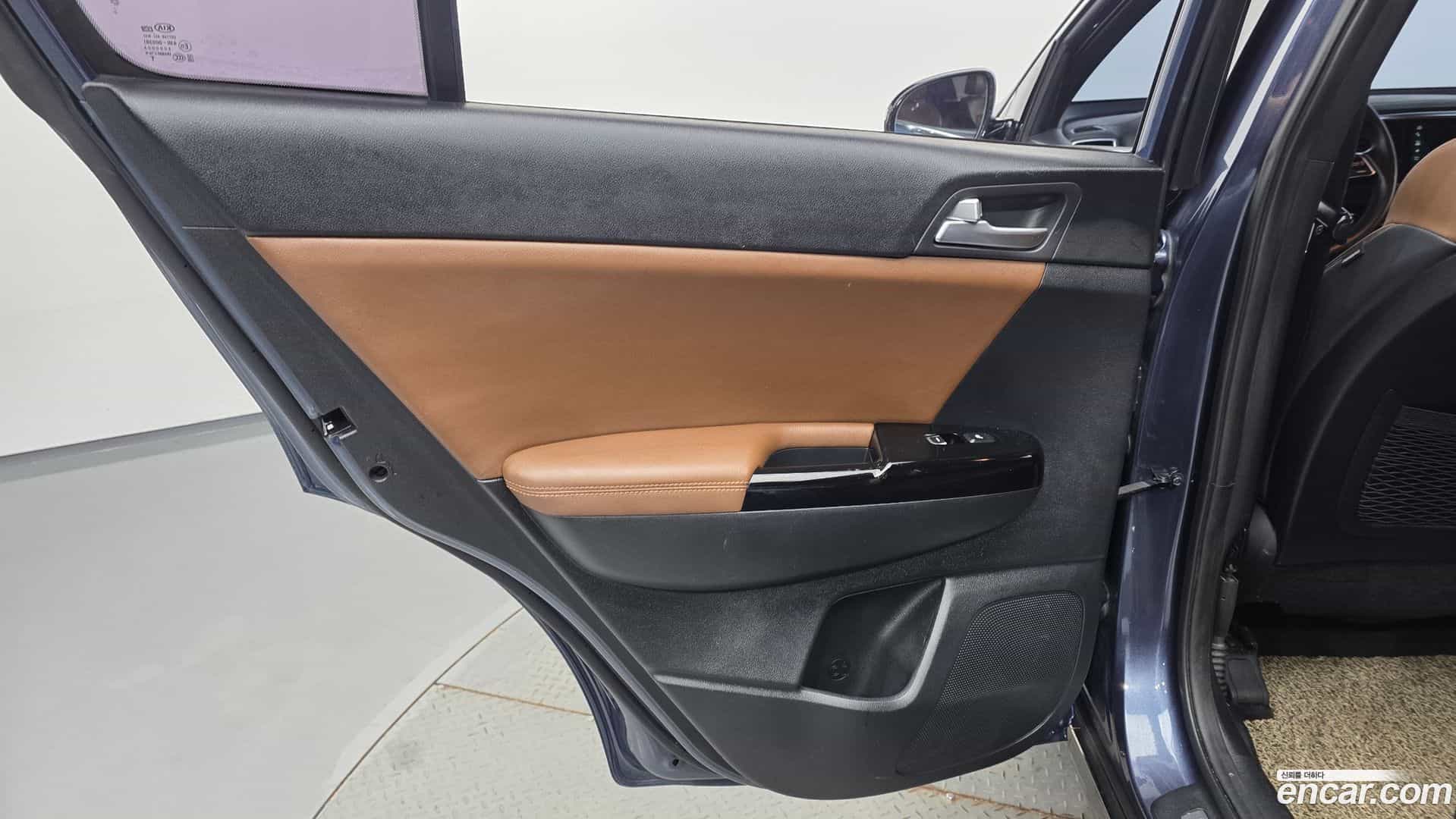 Sportage Kia 2019.3-INNER-035