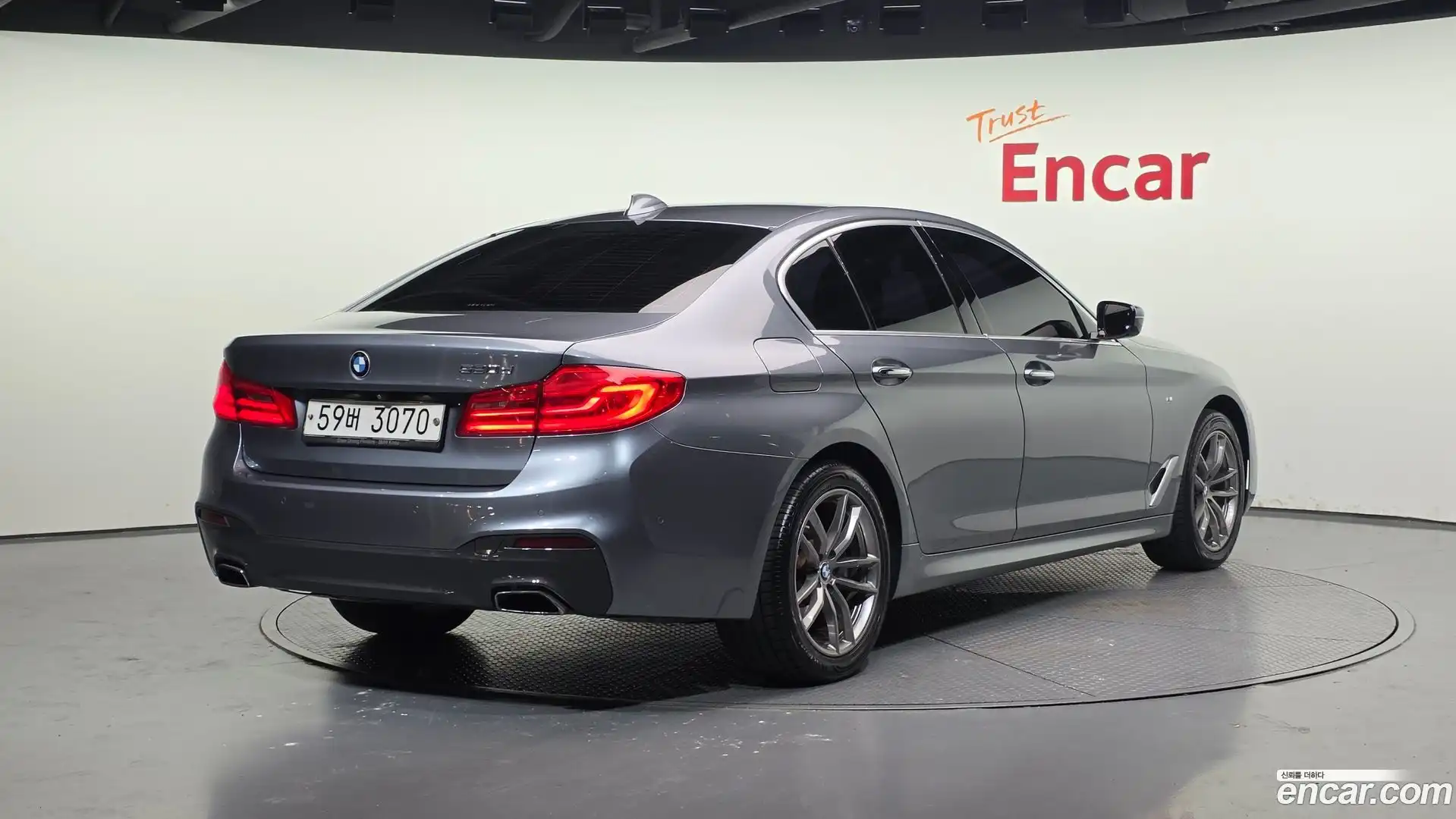 5-Series BMW 2018.3-OUTER-002