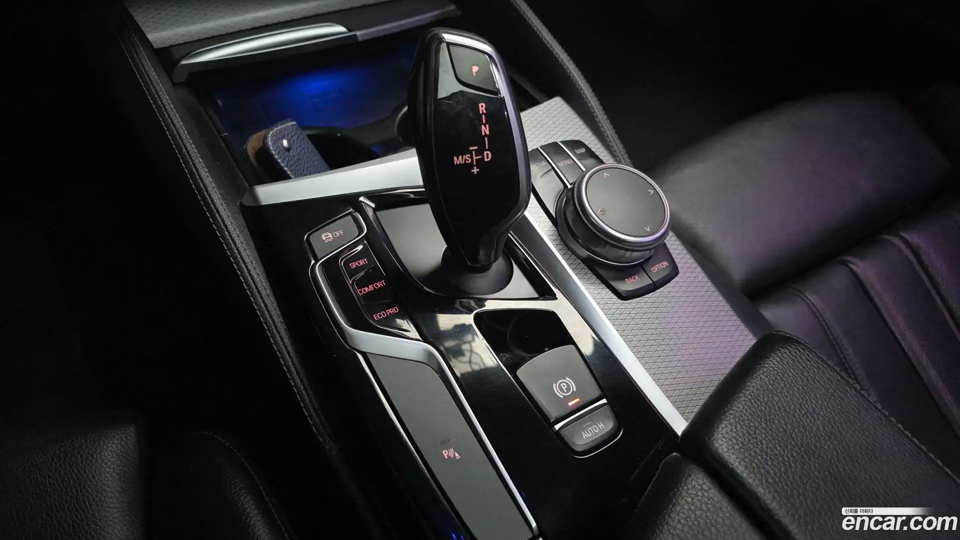 5-Series BMW 2018.3-INNER-009