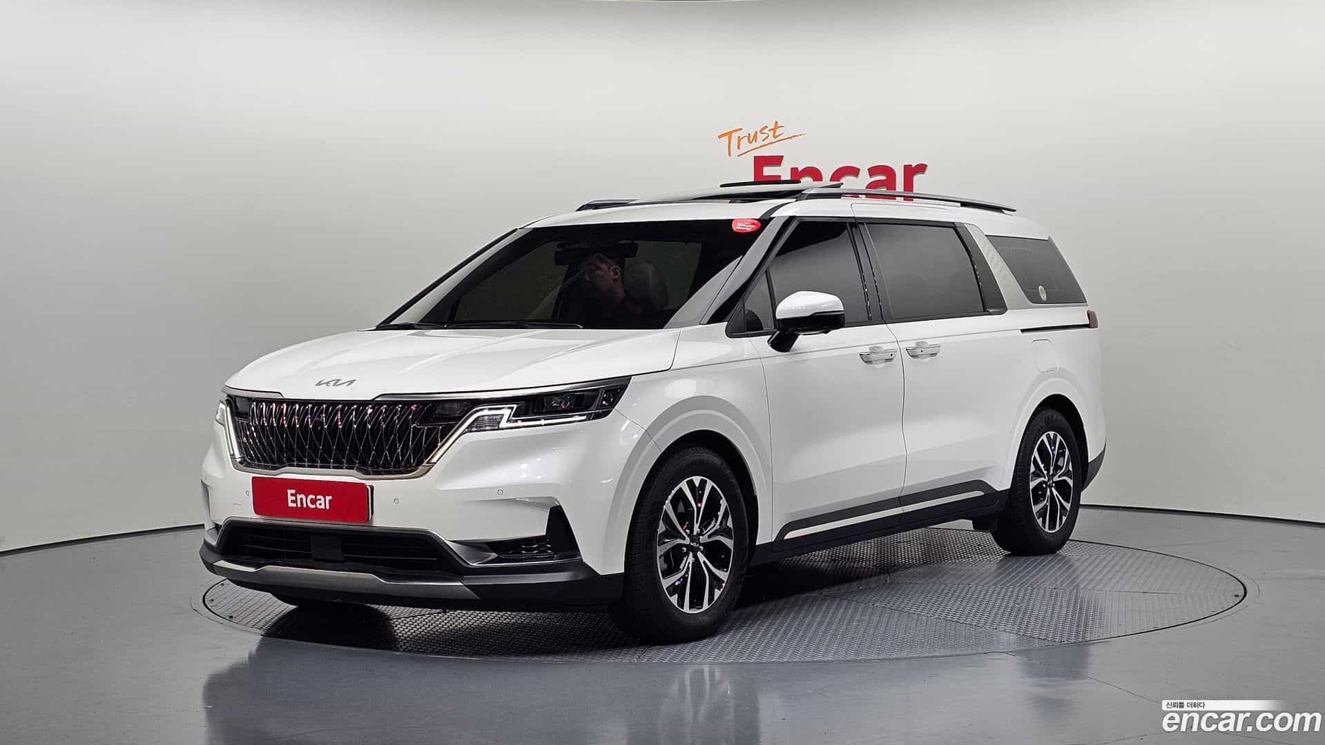 Canival Kia 2022.6-OUTER-001