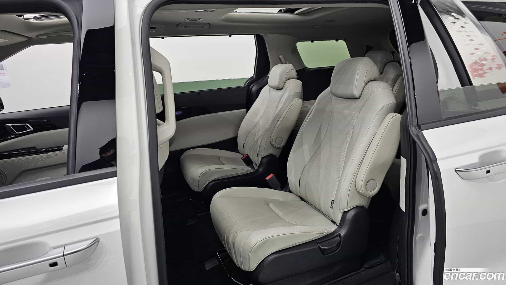 Canival Kia 2022.6-OPTION-016